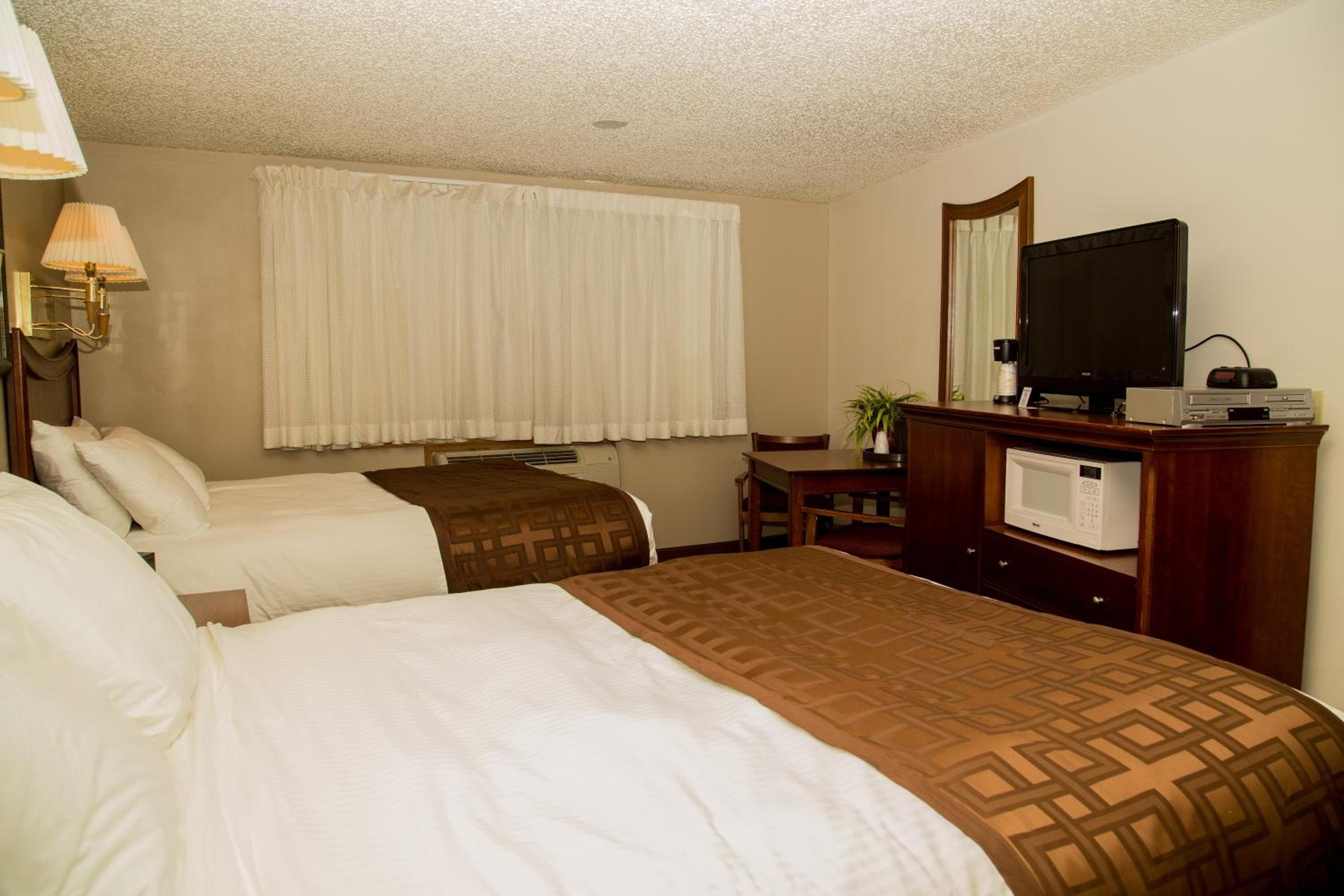Richland Inn and Suites