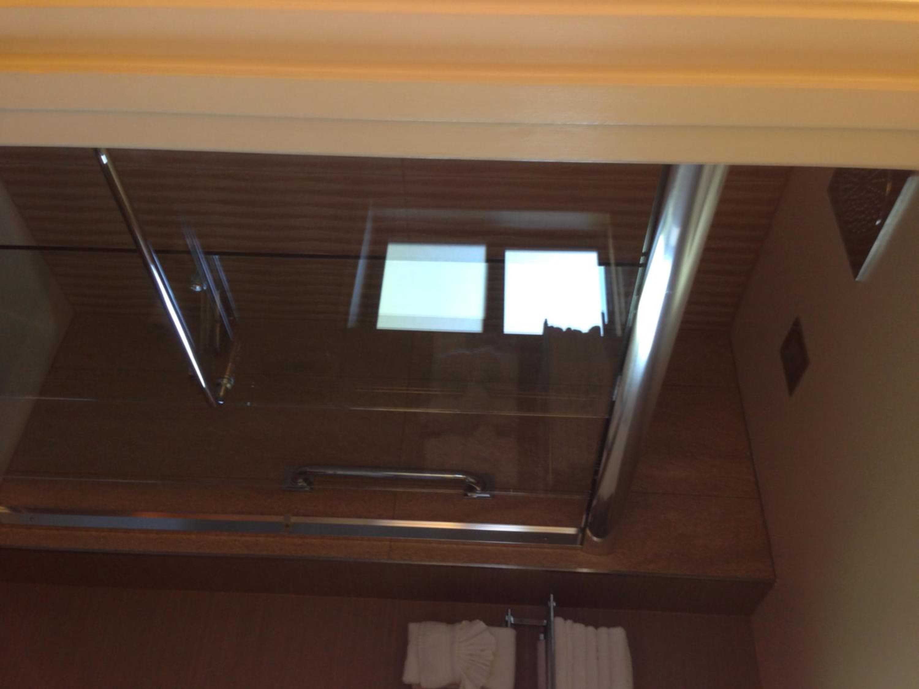 Hotel Strata