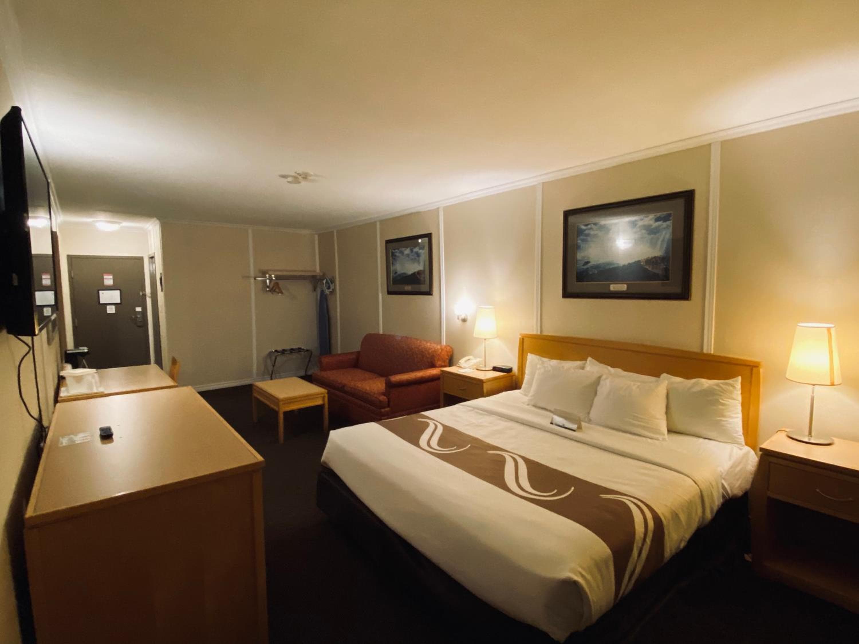 Quality Inn & Suites