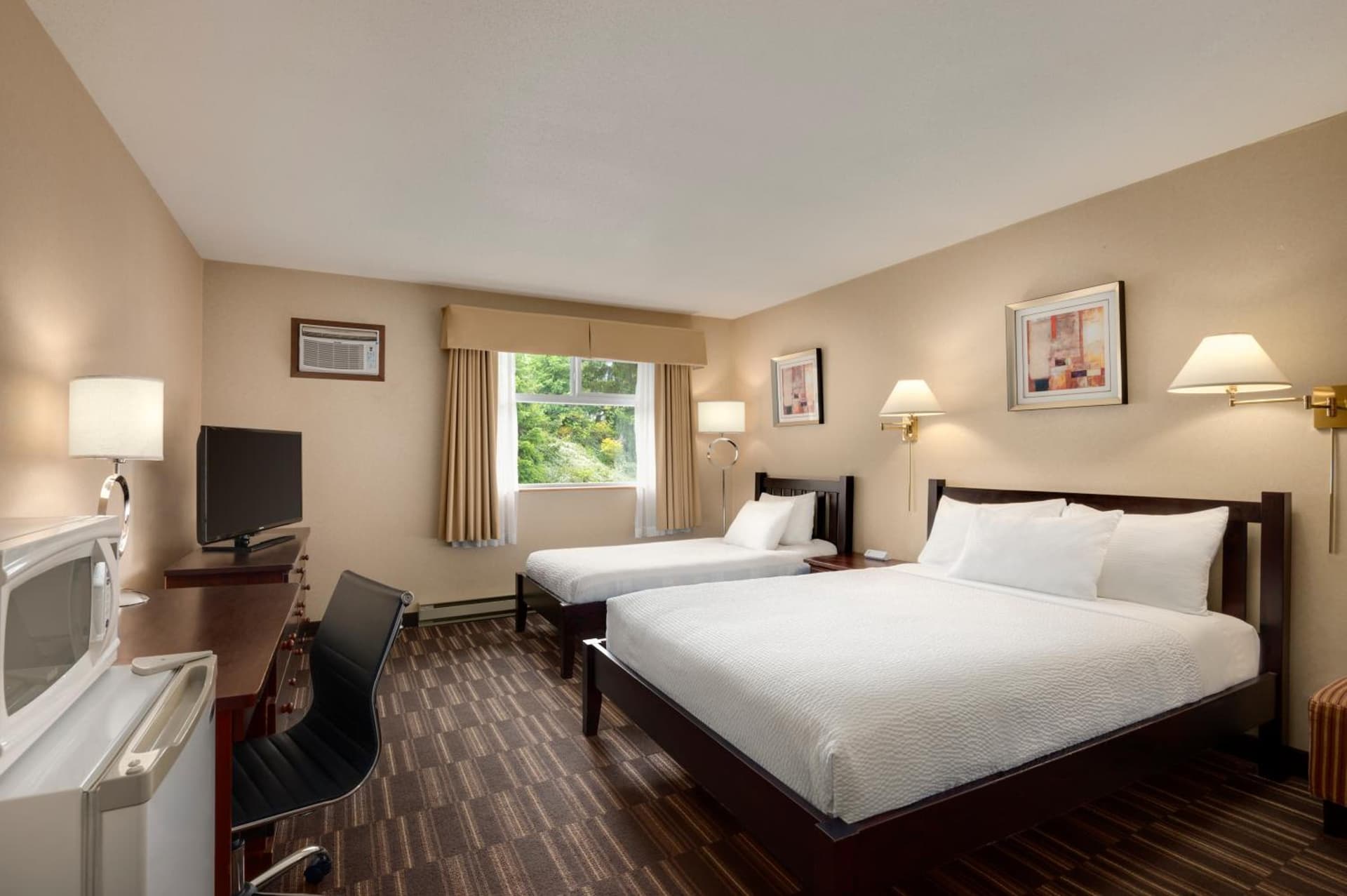 Days Inn by Wyndham Nanaimo