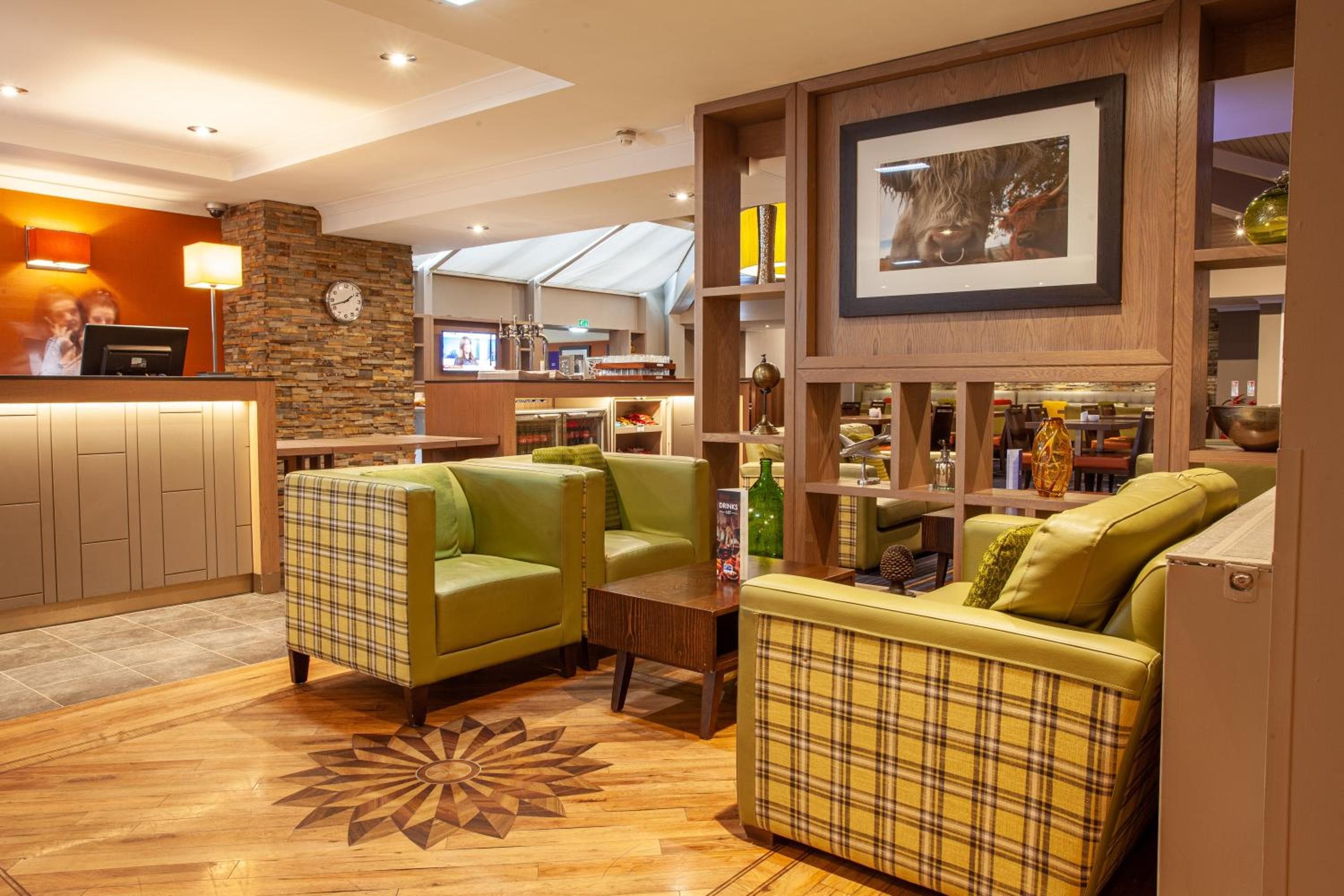 Holiday Inn Express Edinburgh Airport by IHG