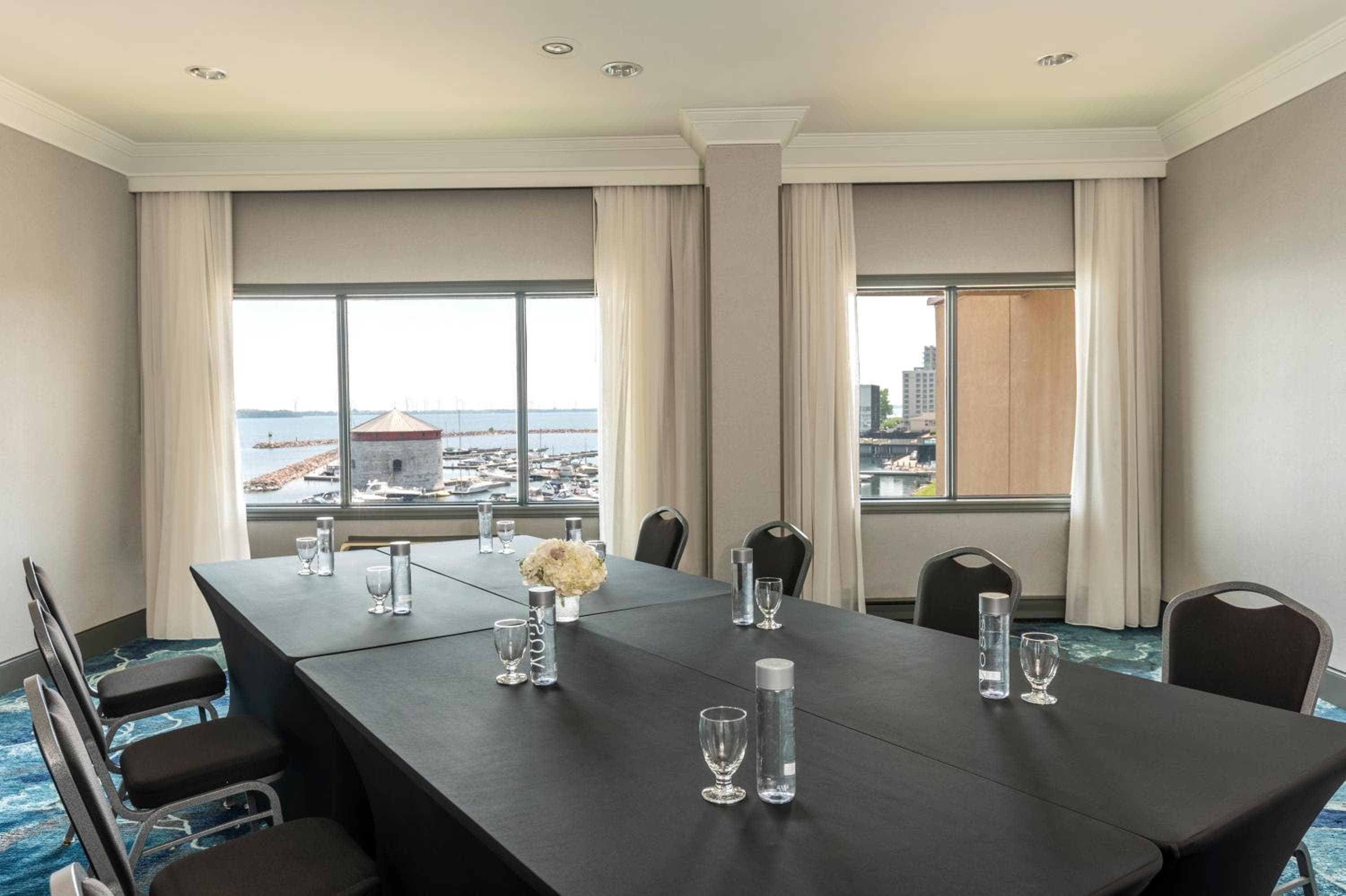 Holiday Inn Kingston - Waterfront by IHG
