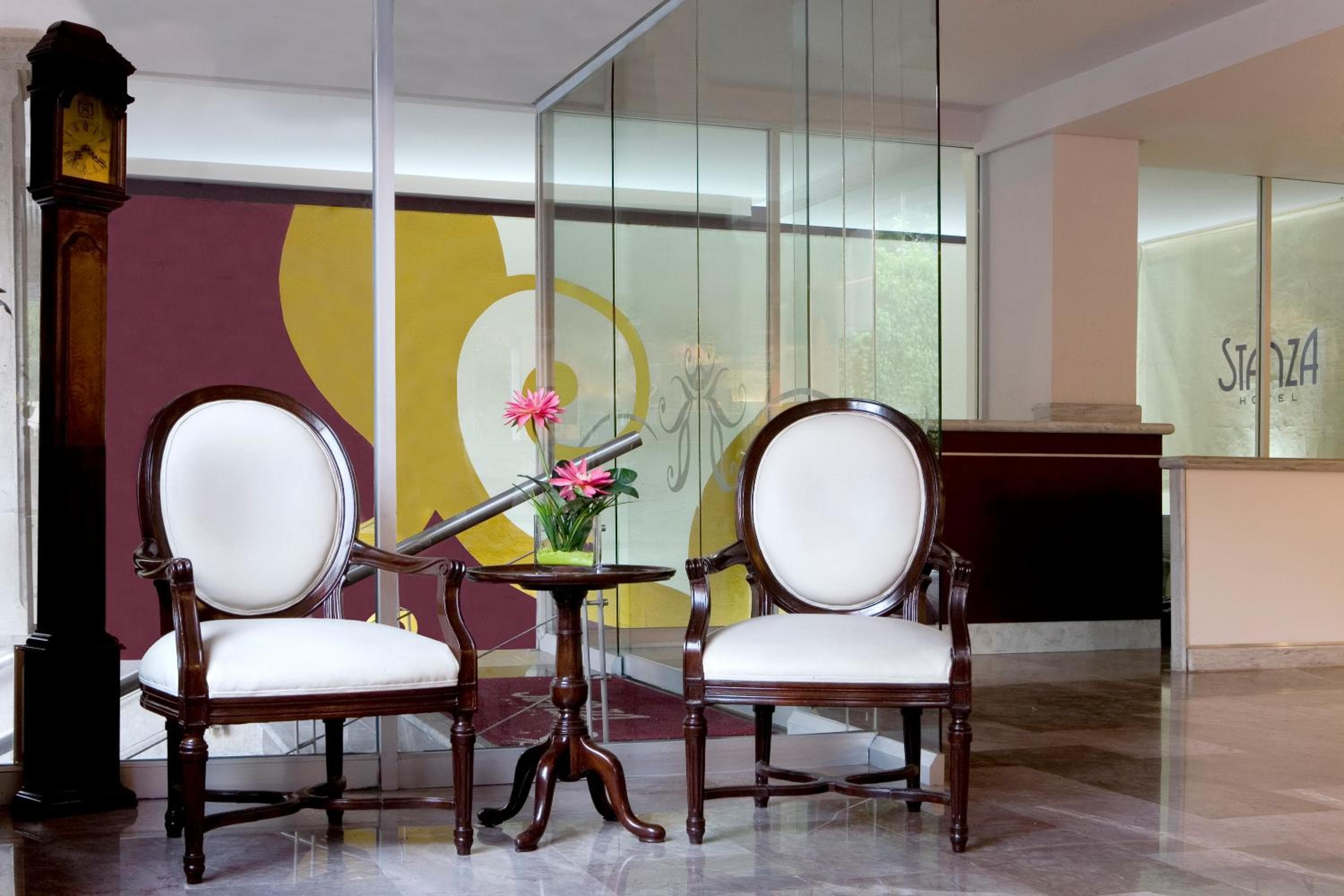 Stanza Hotel