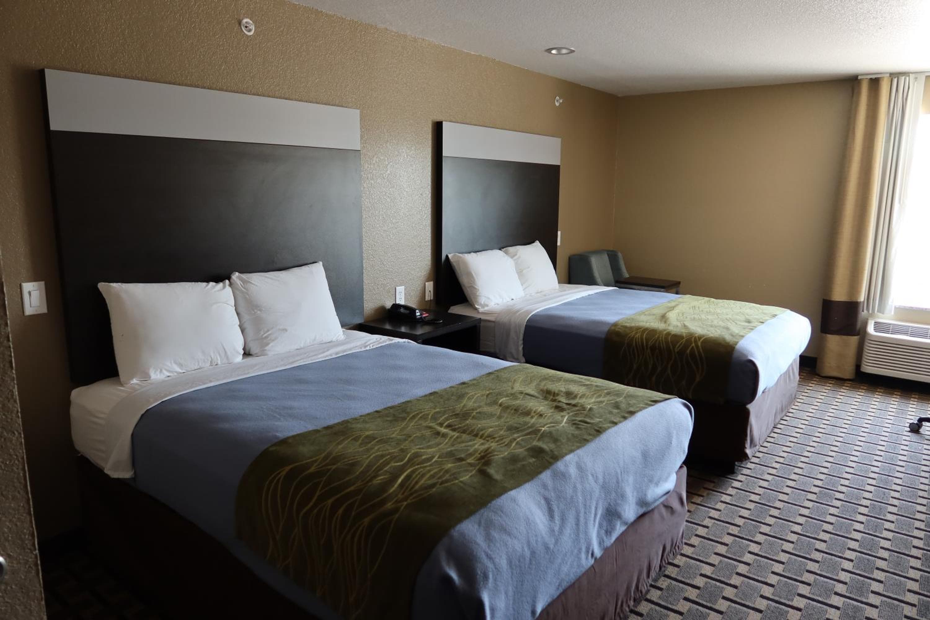 West Worth Inn & Suites White Settlement