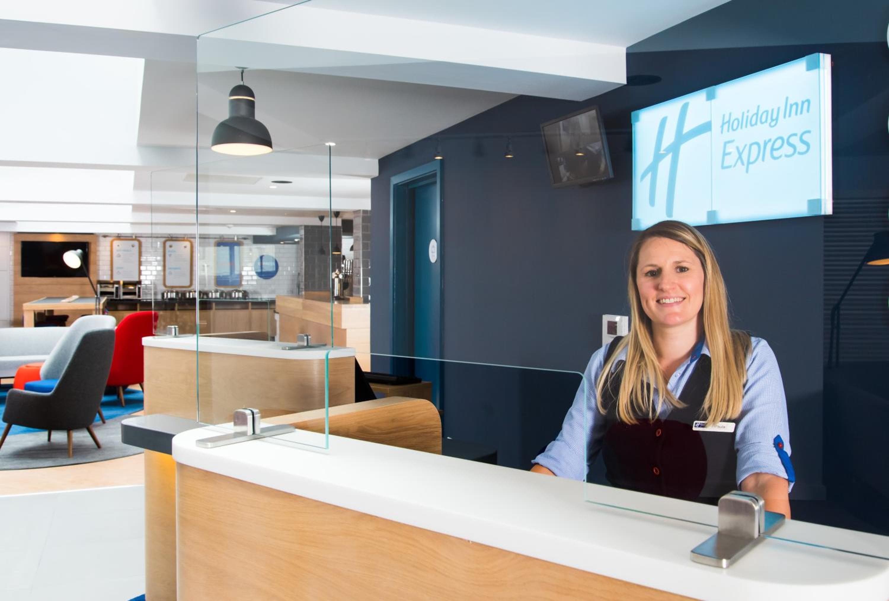 Holiday Inn Express Swindon City Centre by IHG