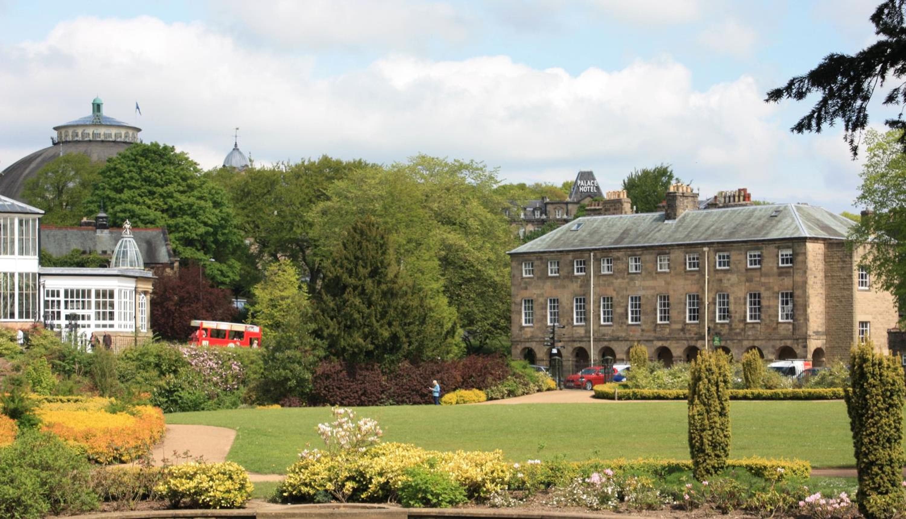 No 6 The Square Tearooms & Accommodation