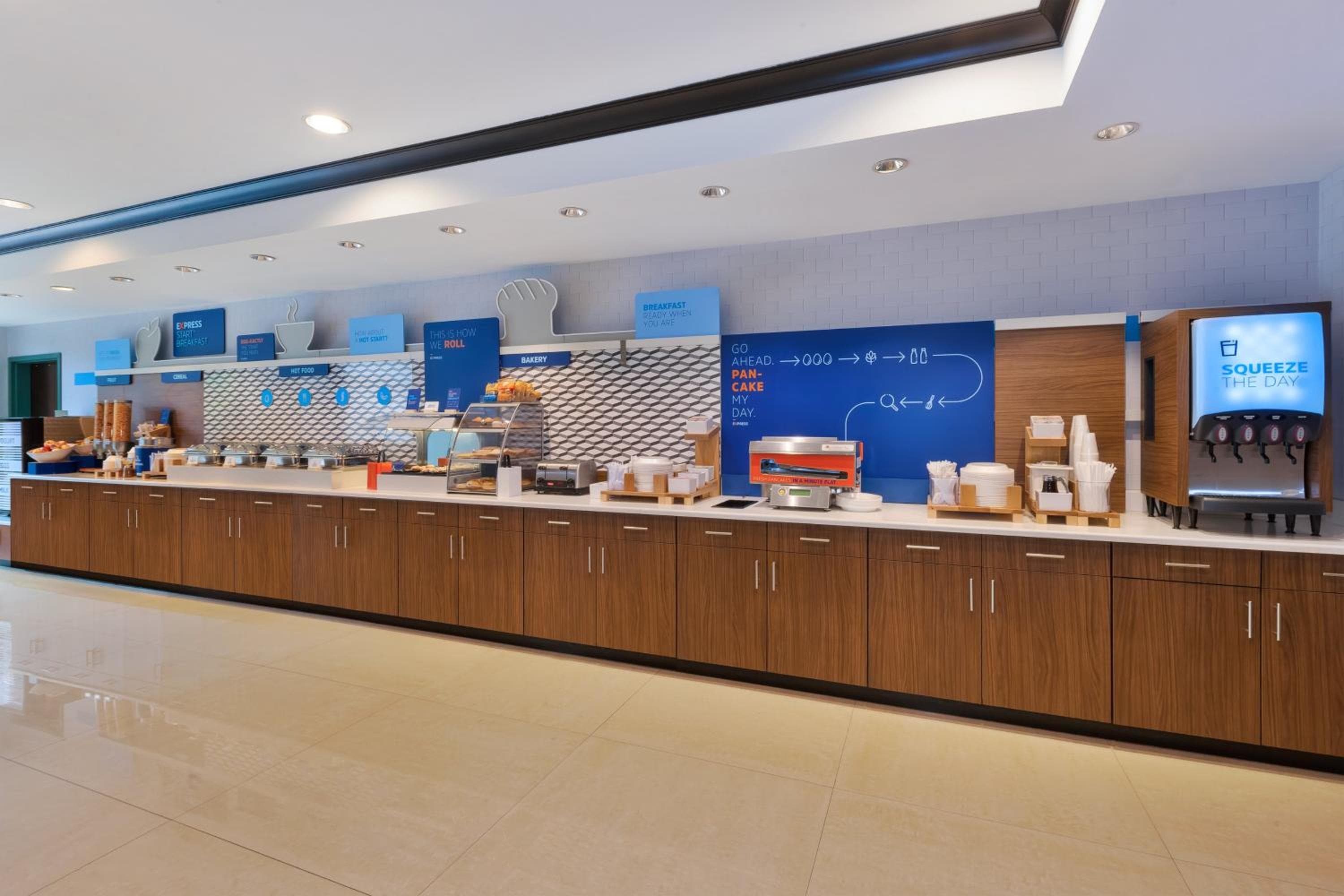 Holiday Inn Express Hotel & Suites Warminster-Horsham by IHG