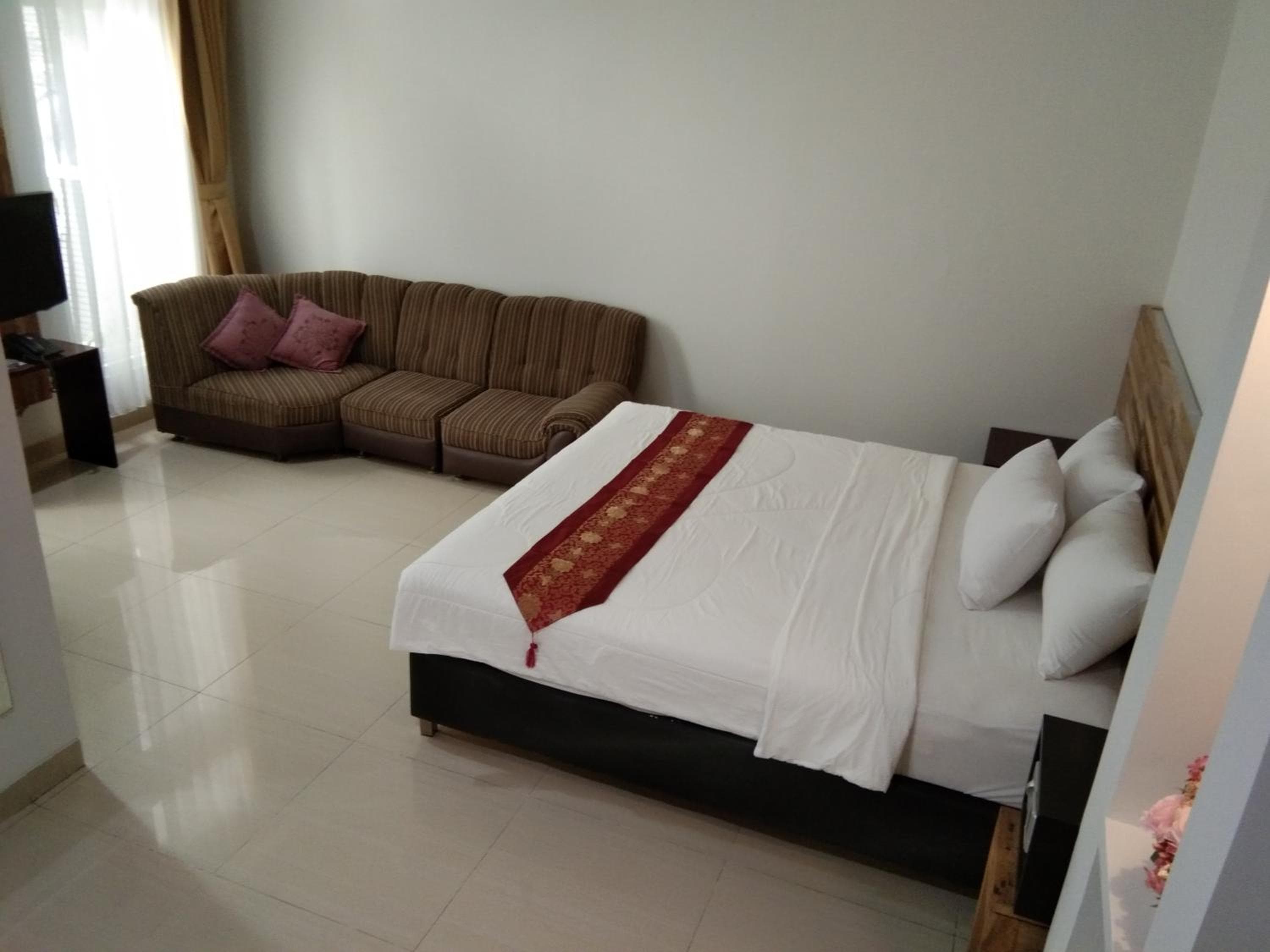 Antika Hotel