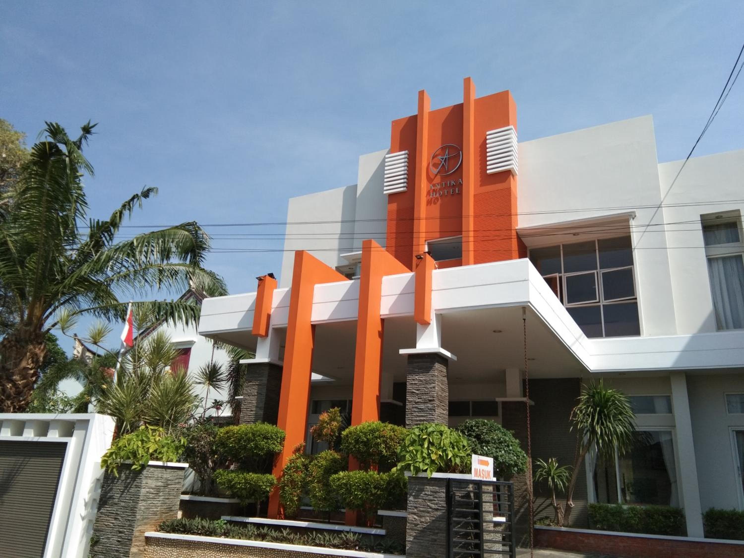 Antika Hotel