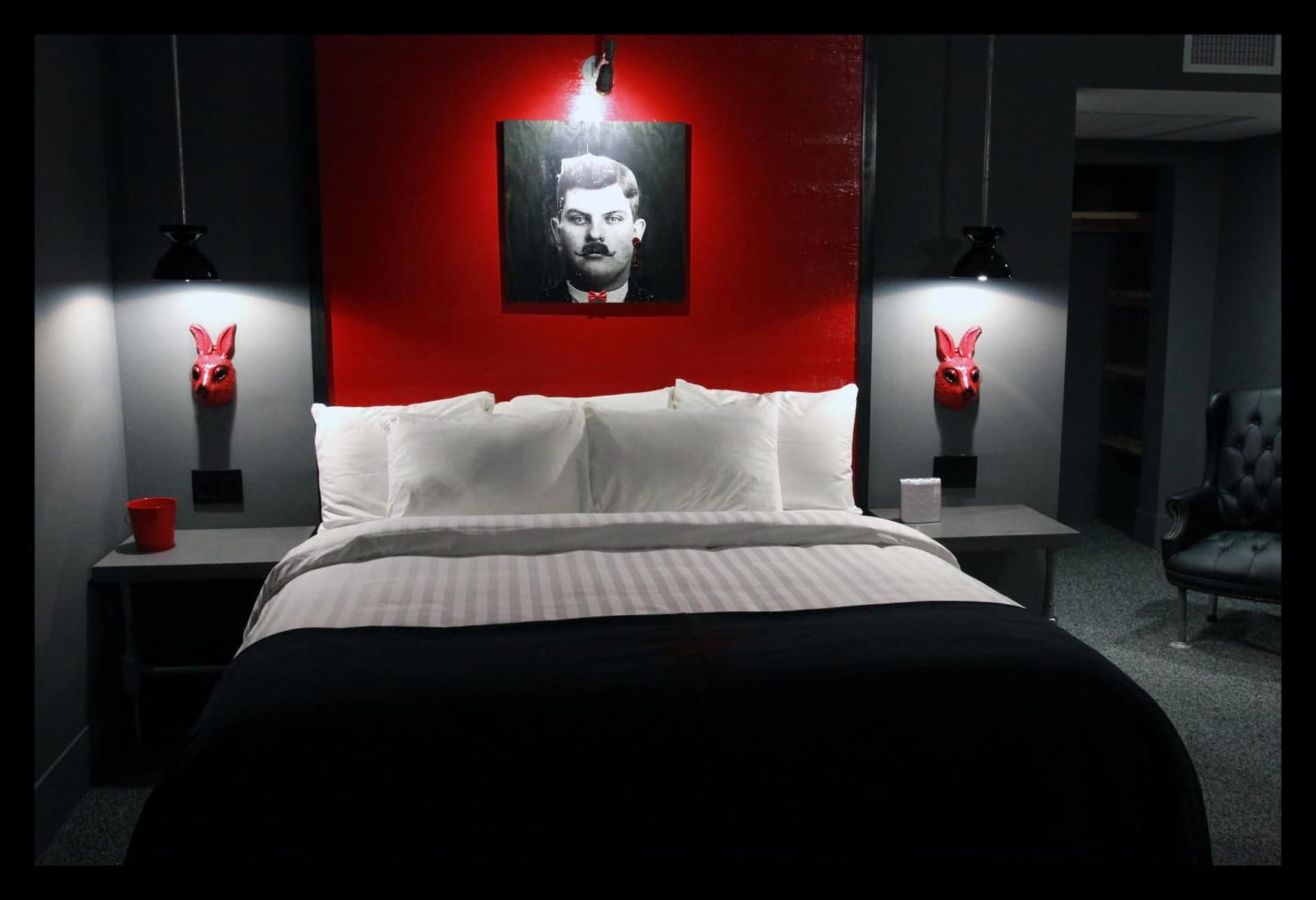 hotel room