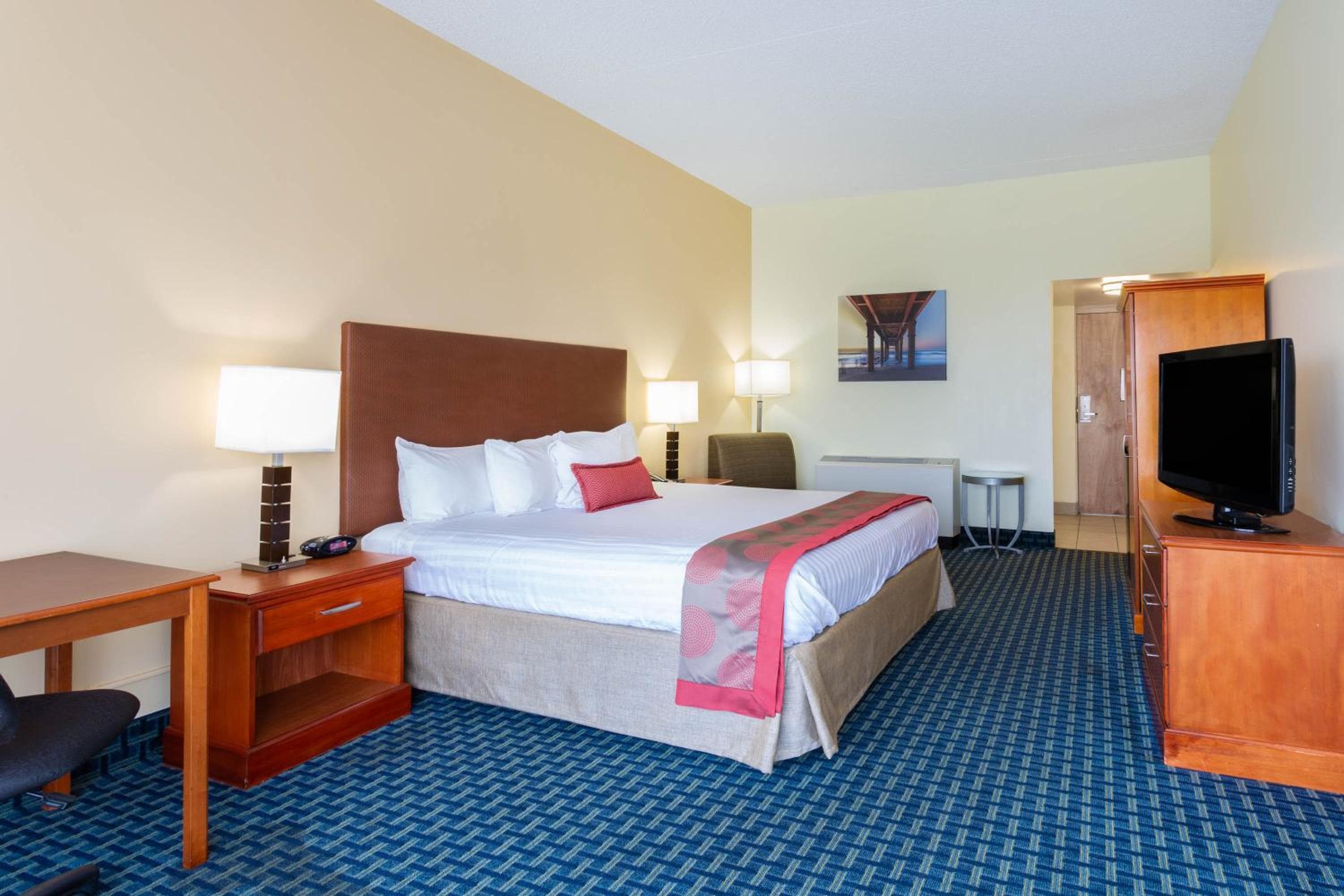Ramada Plaza by Wyndham Virginia Beach Oceanfront
