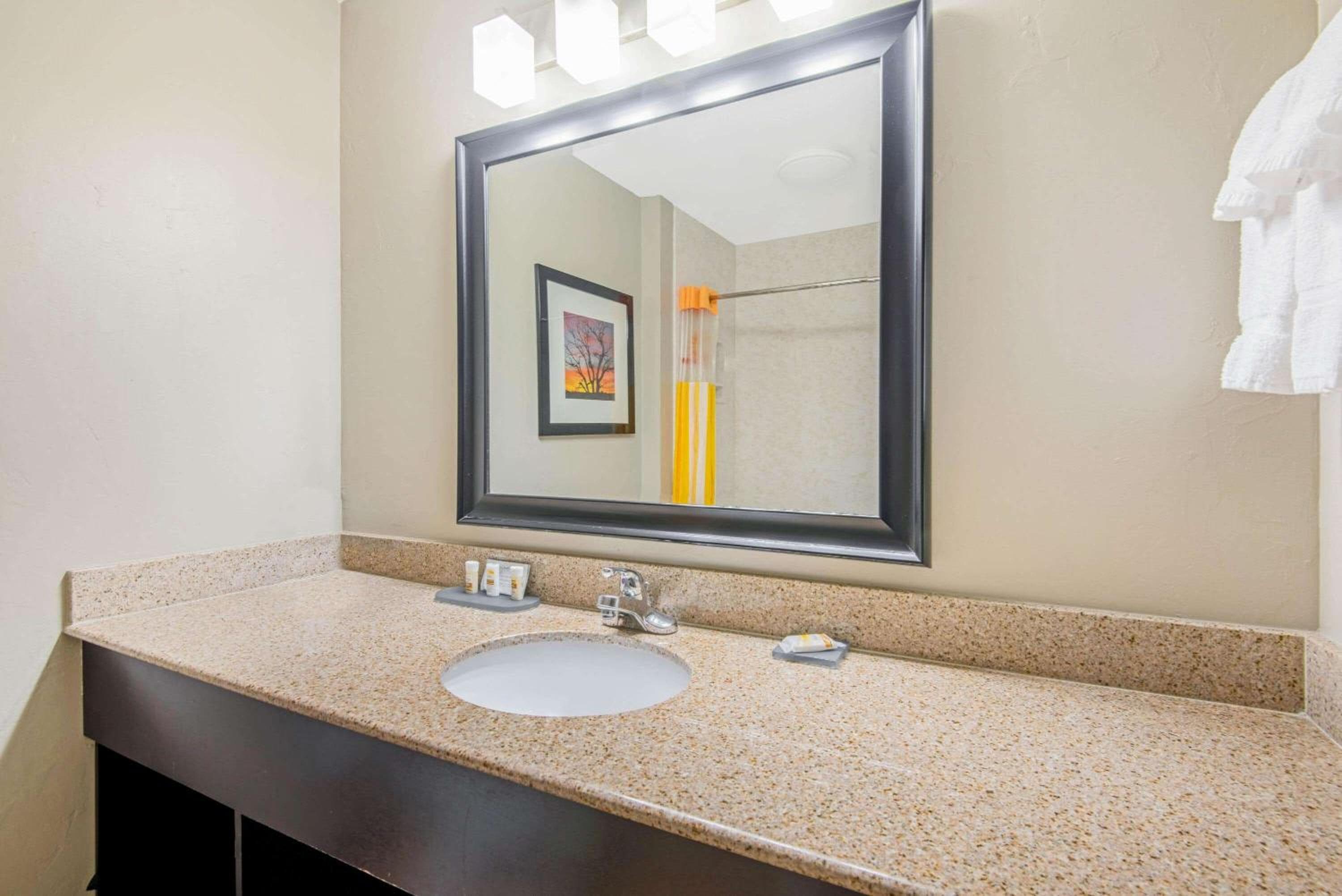 La Quinta by Wyndham Oklahoma City - Moore