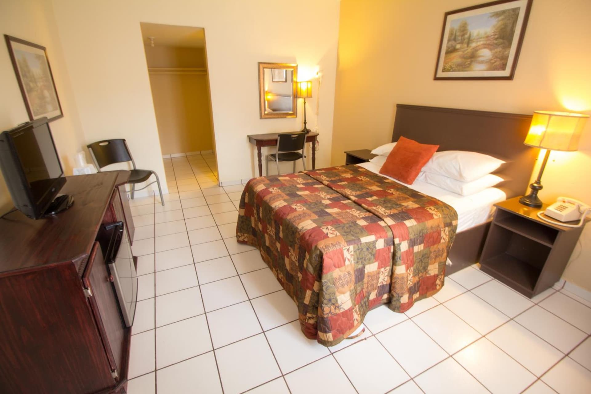 Parkway Inn