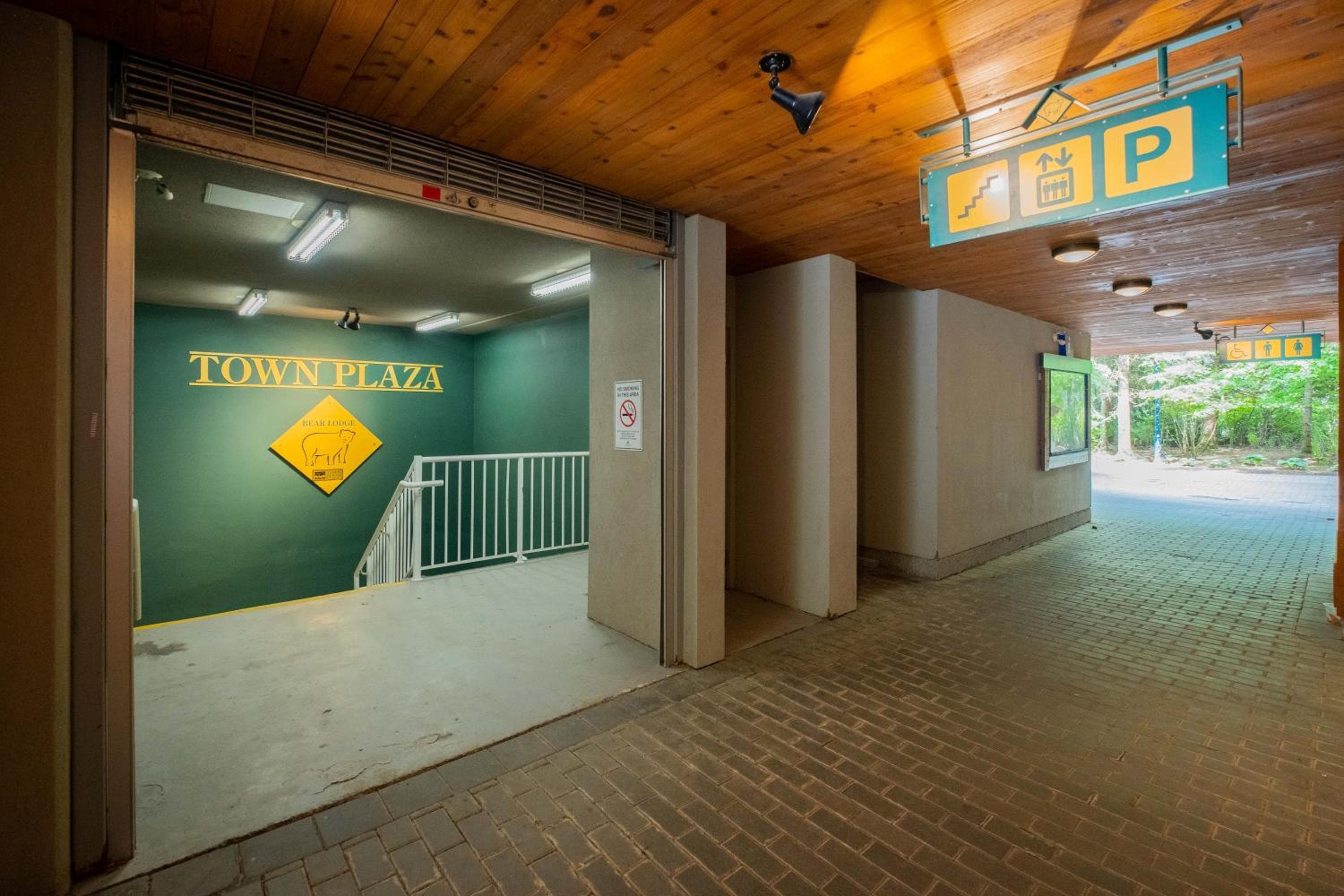 Deer Lodge 255 by Outpost Whistler