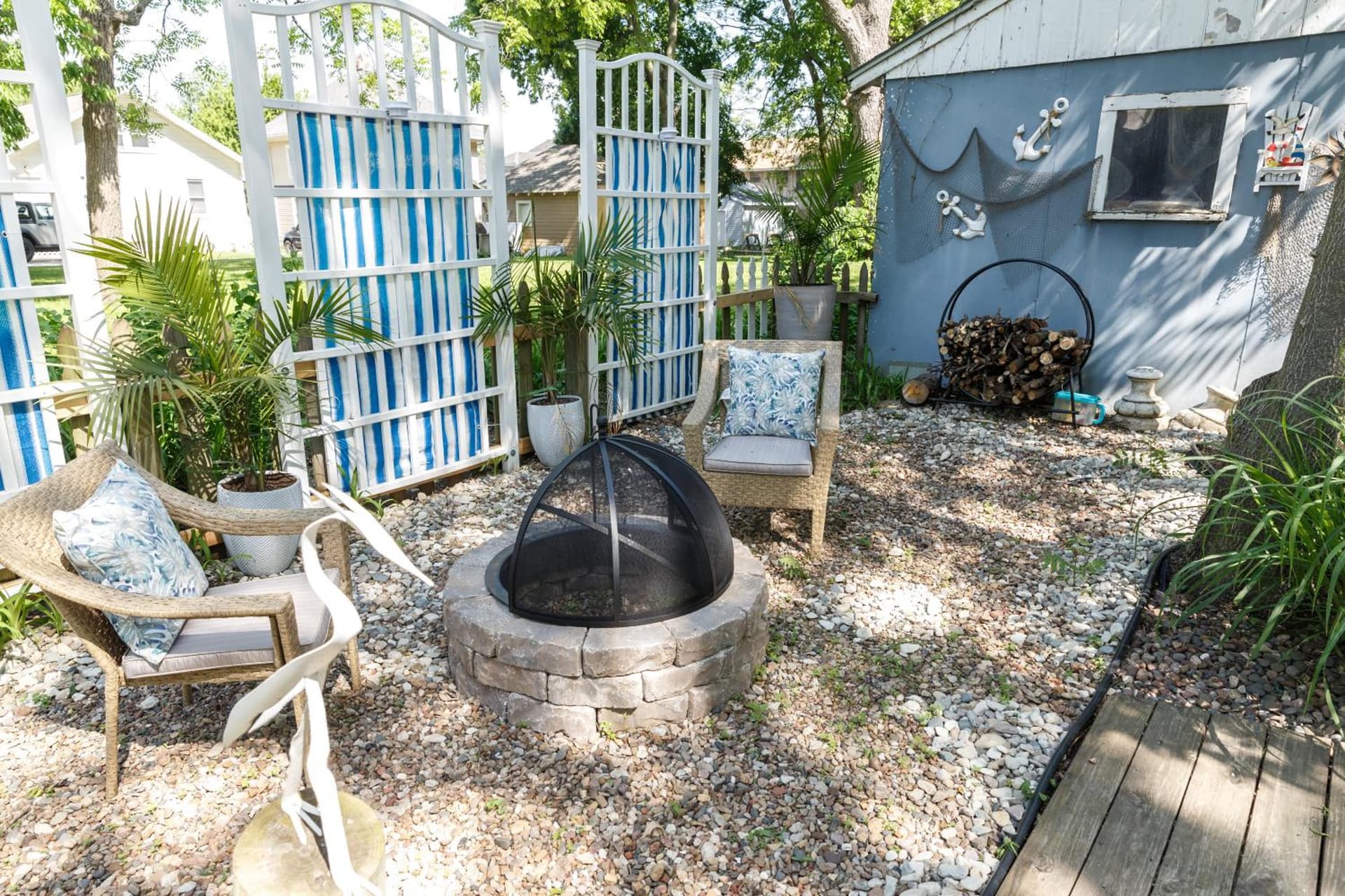 Silver Heart Inn & Cottages