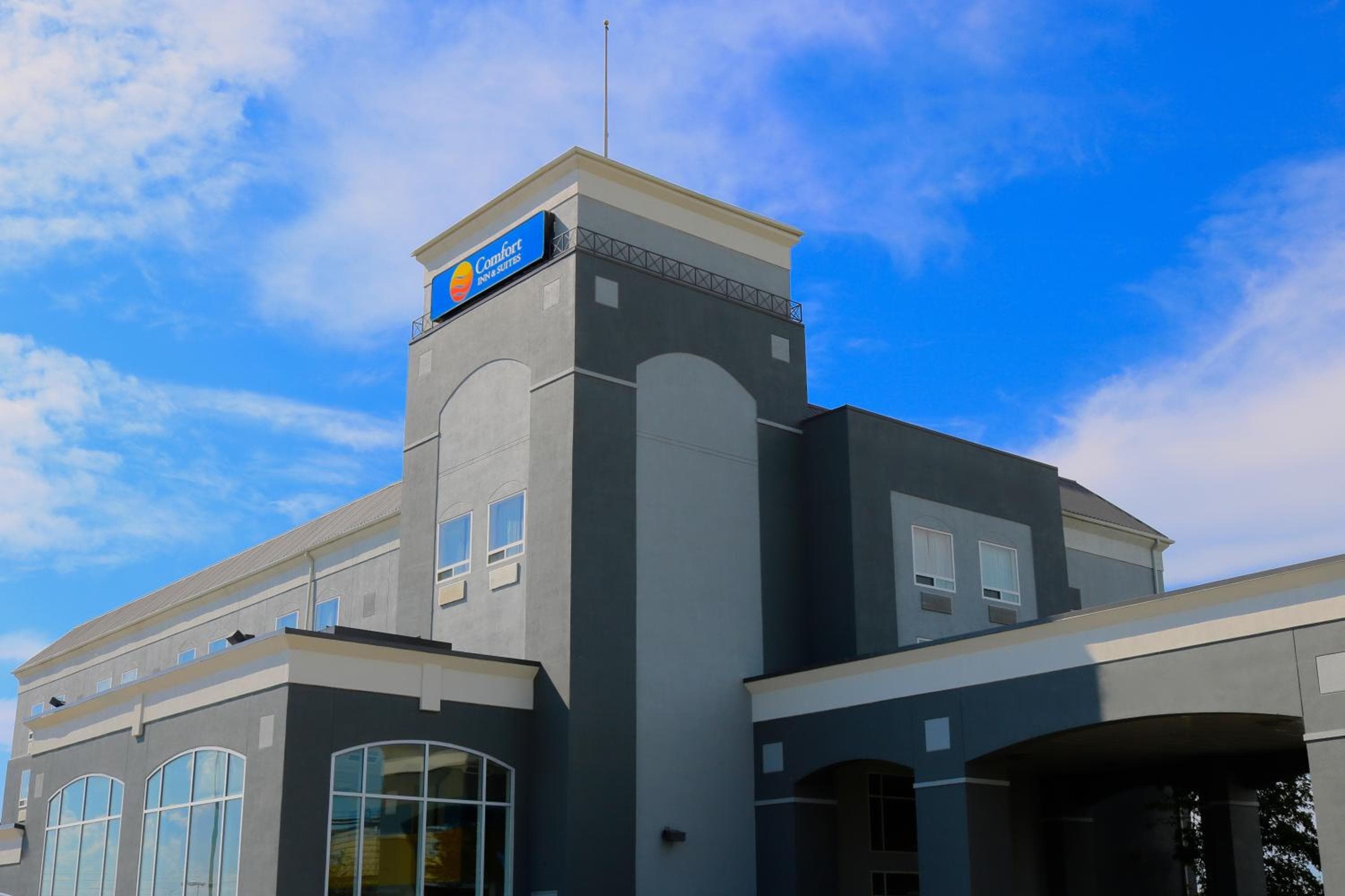 Comfort Inn & Suites Calgary Airport - South
