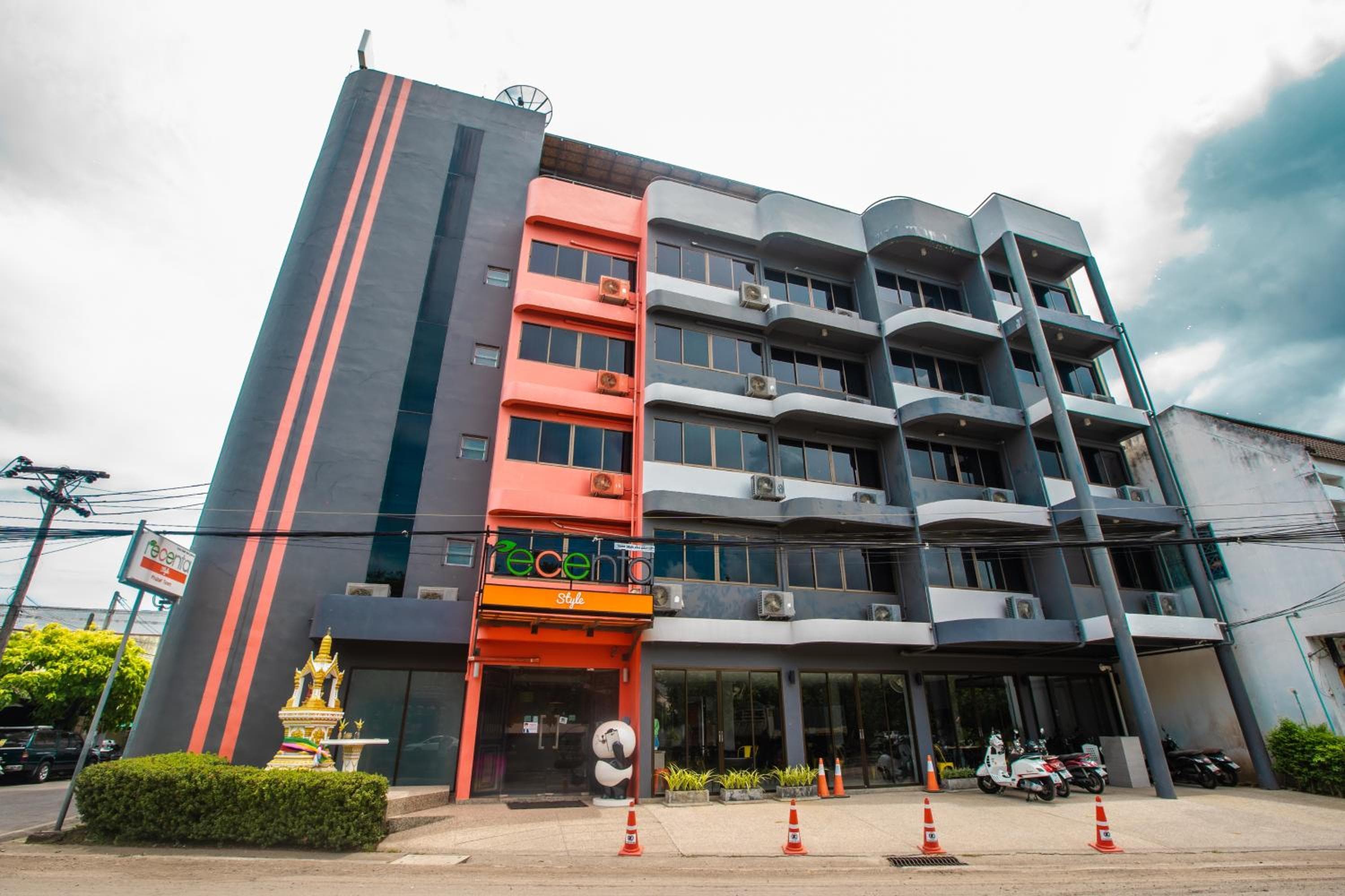 Recenta Style Phuket Town