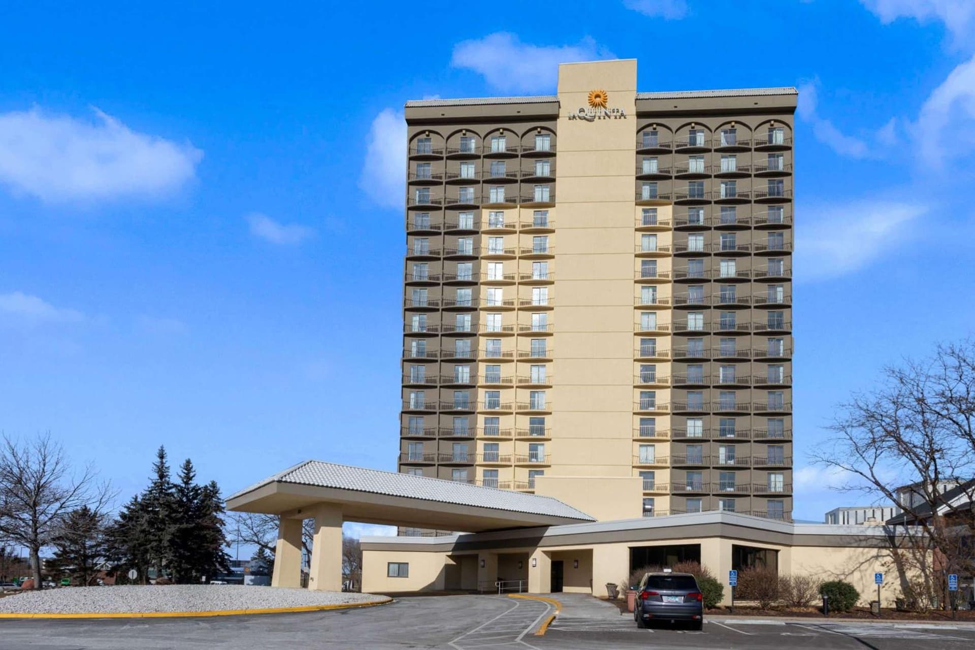 Bloom Hotel
