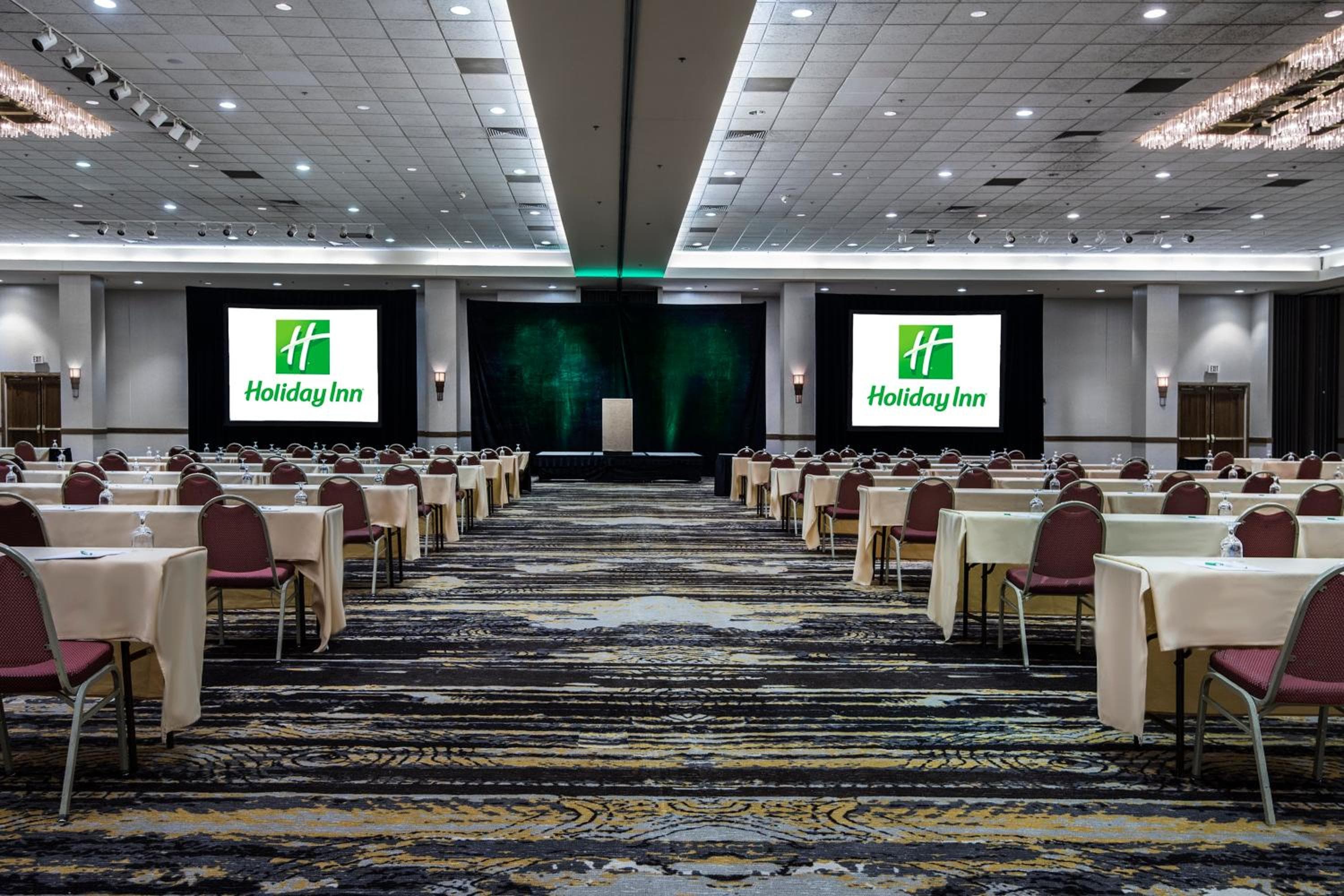 Holiday Inn Springdale-Fayetteville Area by IHG