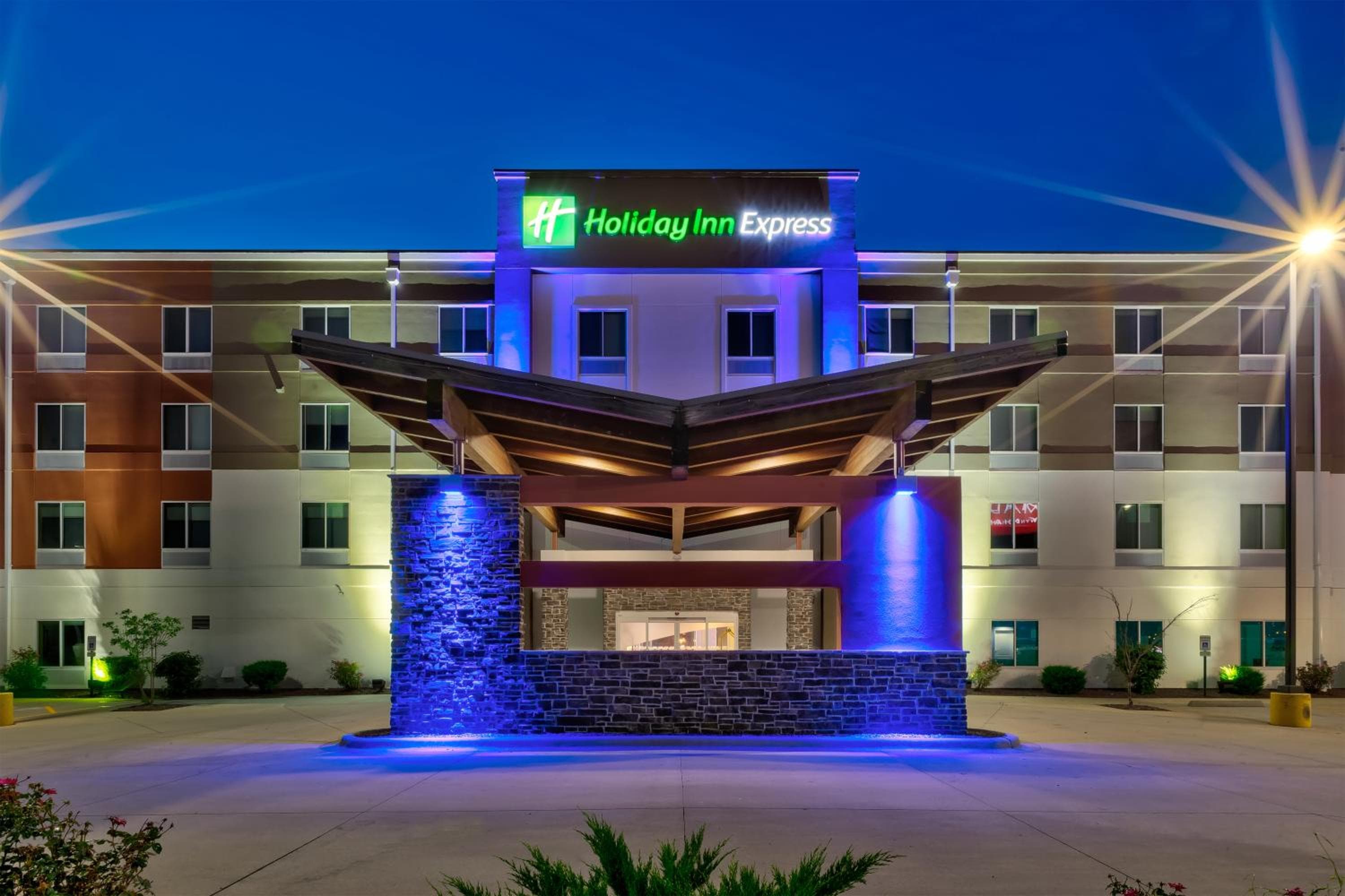 Holiday Inn Express & Suites - Effingham by IHG