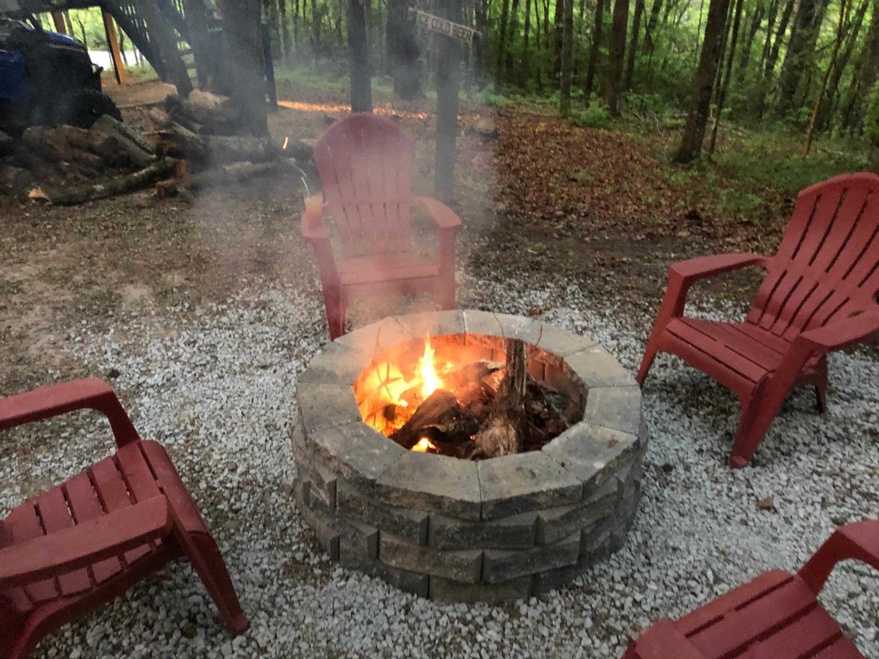 Mountain-top Cabin Get-away with Hot tub and a View