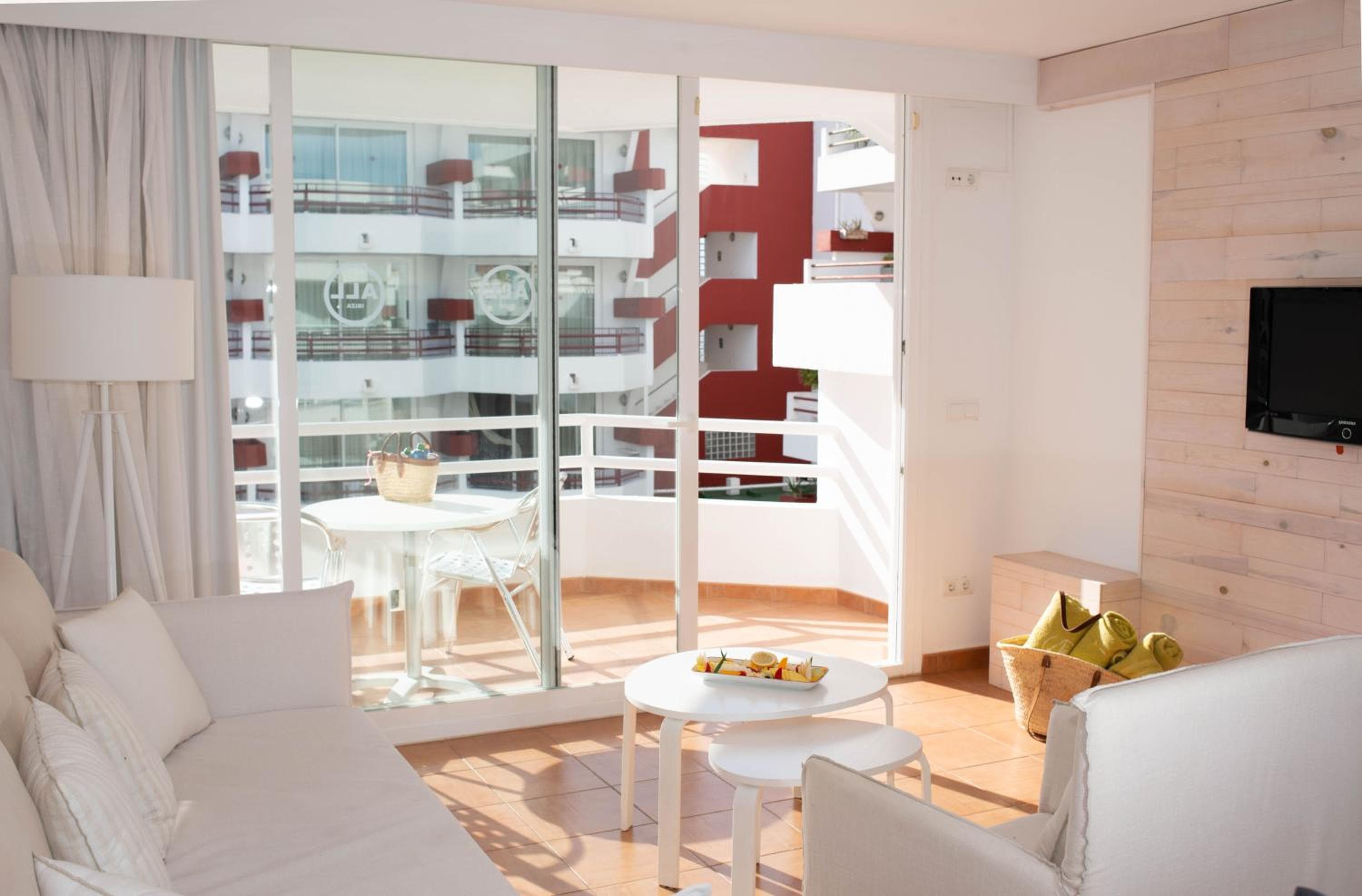 Apartamentos Llobet Ibiza