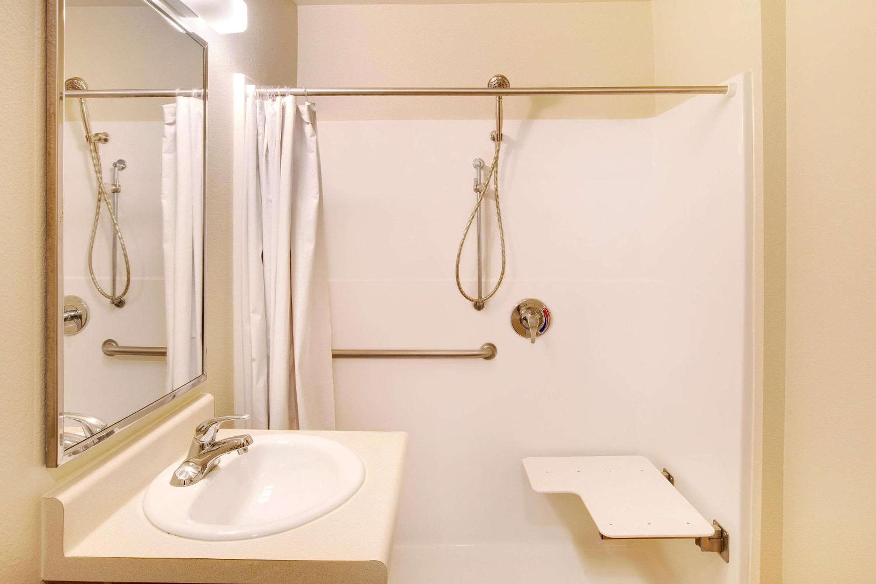 WoodSpring Suites Asheville - Biltmore West
