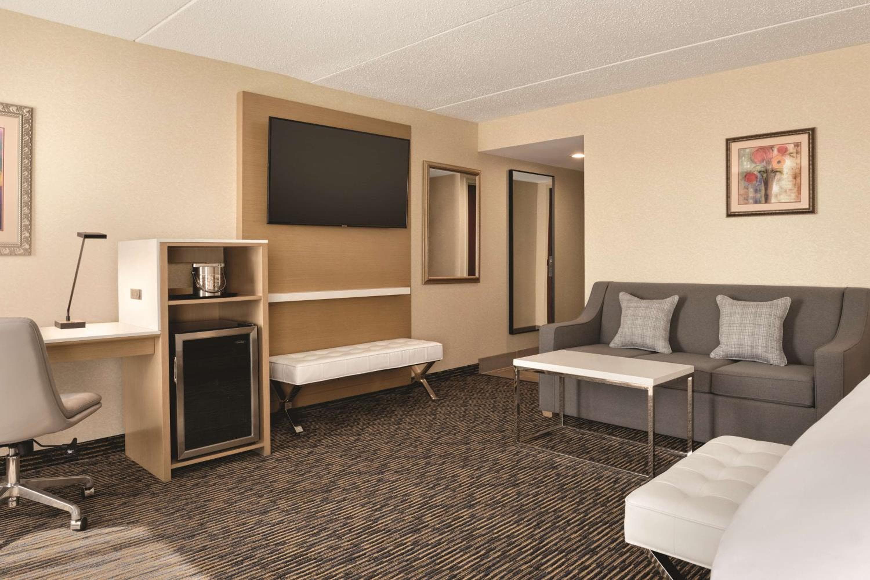 Wyndham Garden Conference Center Champaign - Urbana