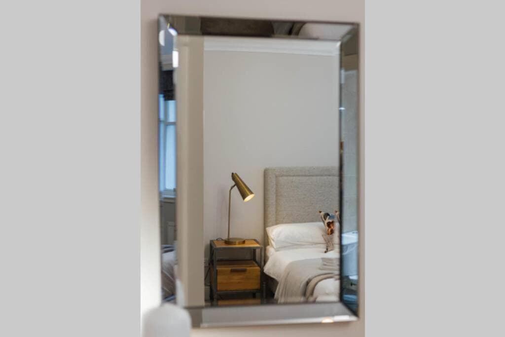 Glasgow Central Luxury Apartment
