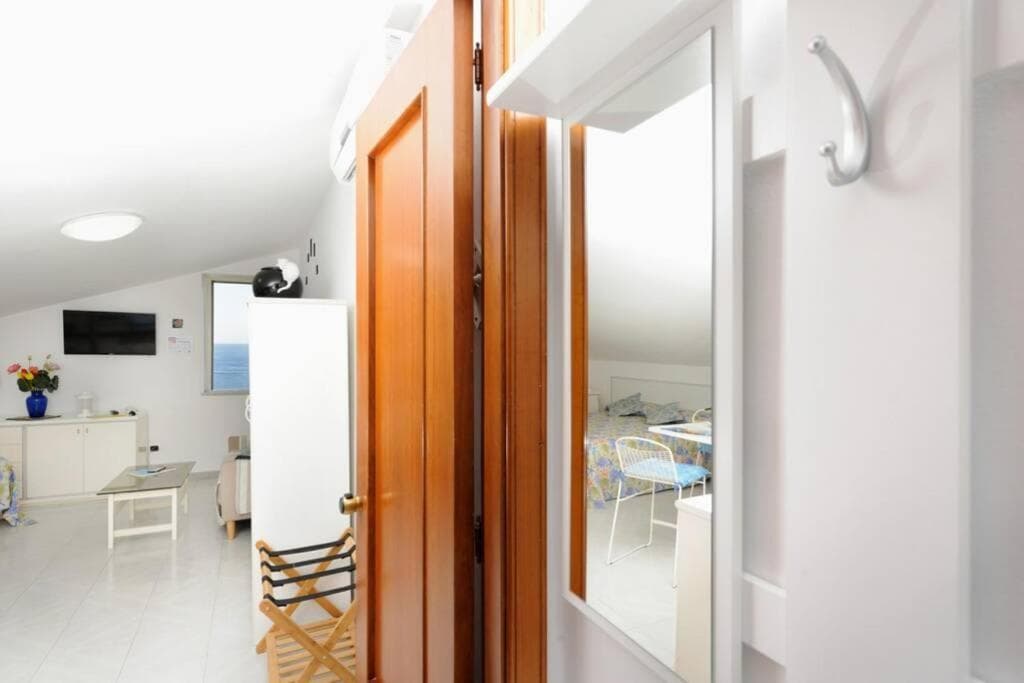 Mamma Rosanna 2 - Studio flat in Amalfi with terrace
