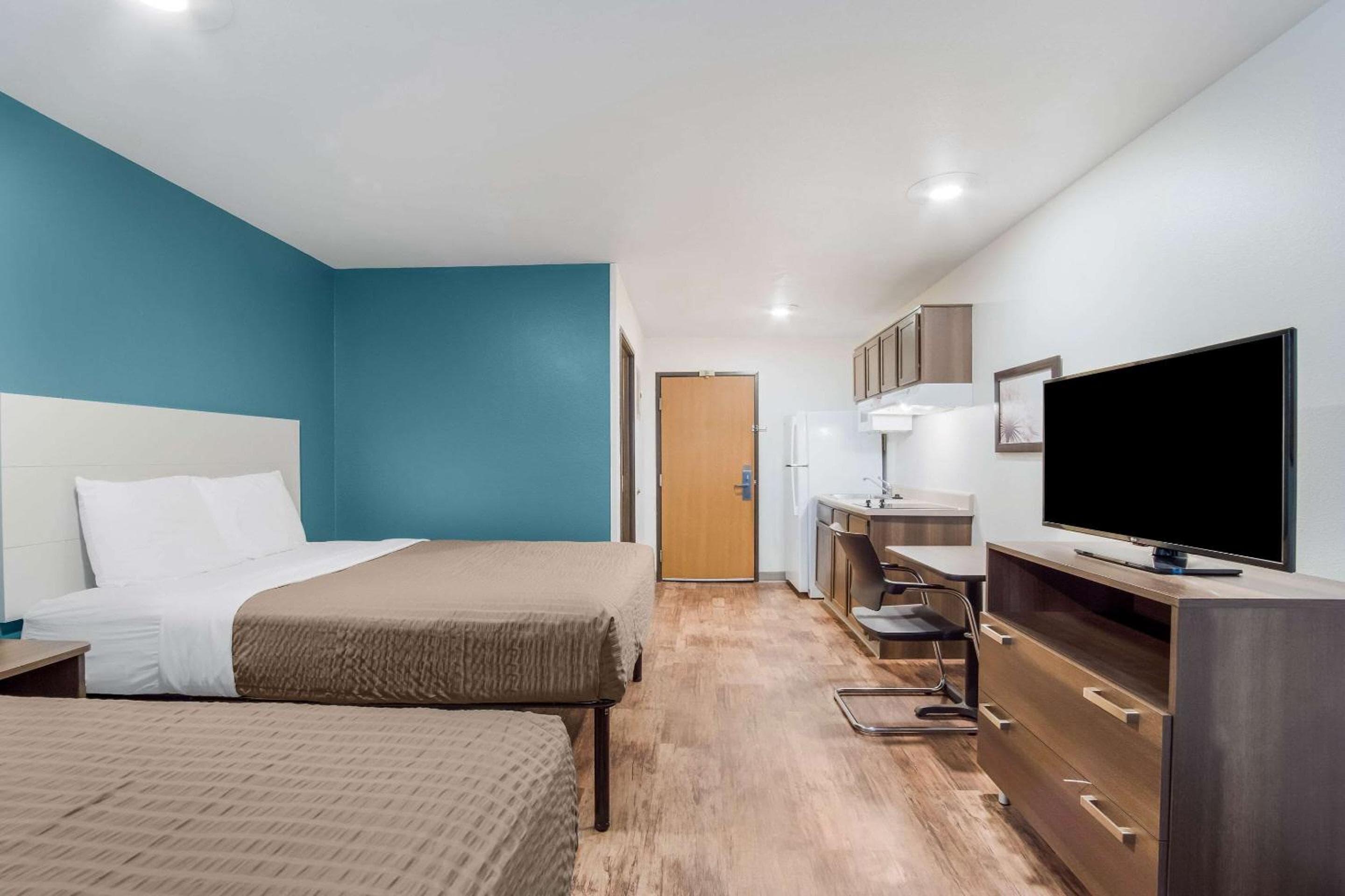 WoodSpring Suites | North Charleston Airport I-526