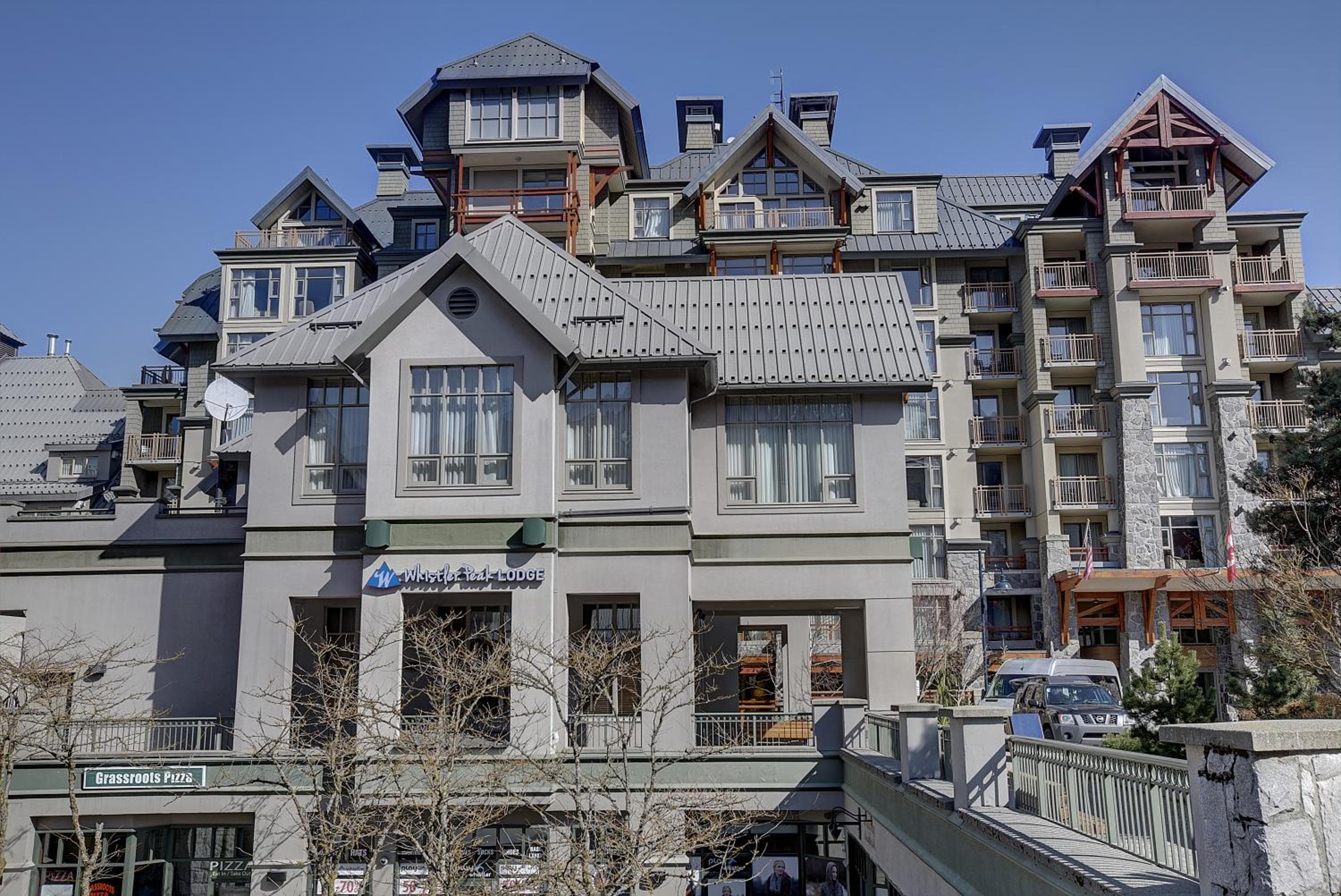 Whistler Peak Lodge