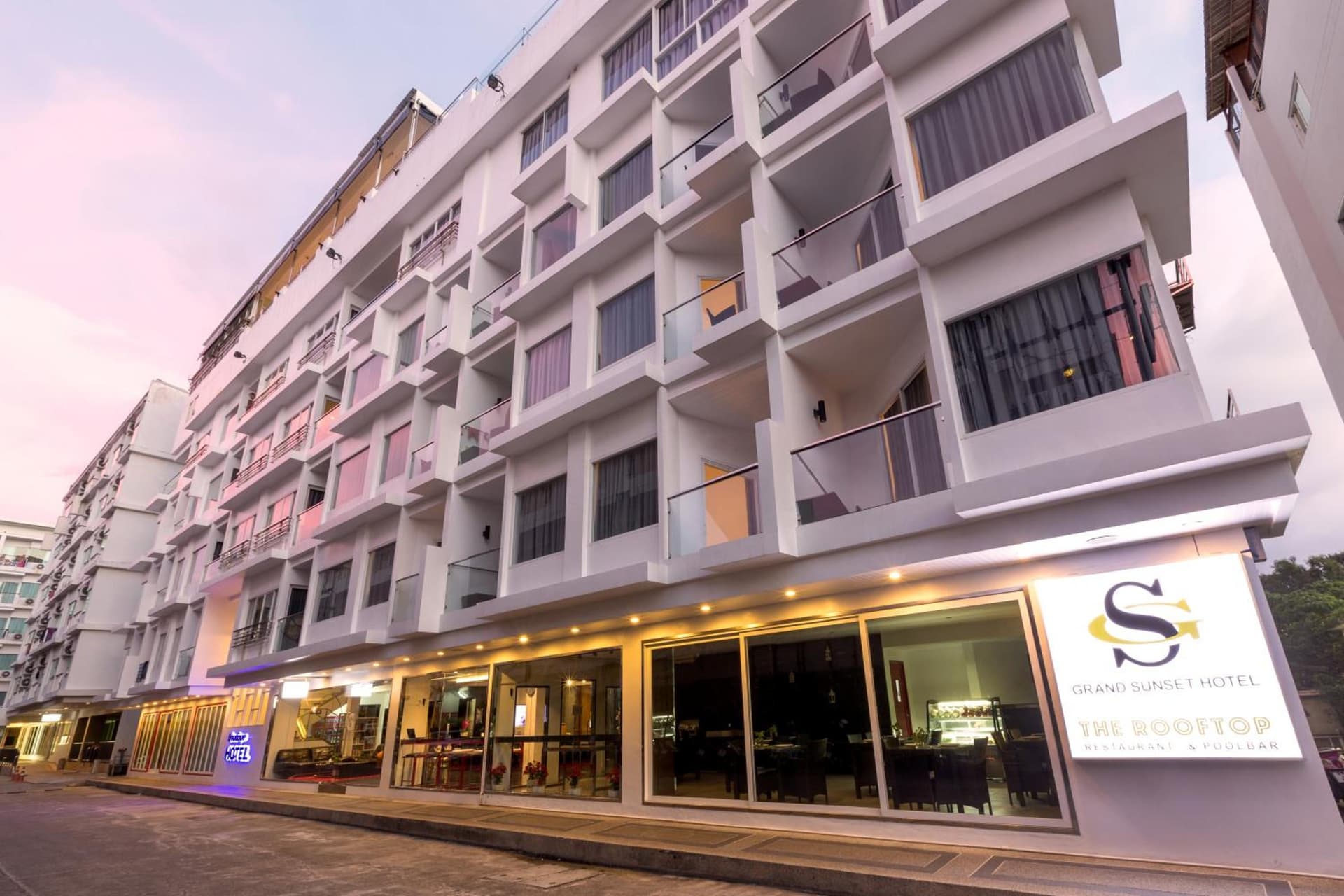 Grand Sunset Hotel Phuket