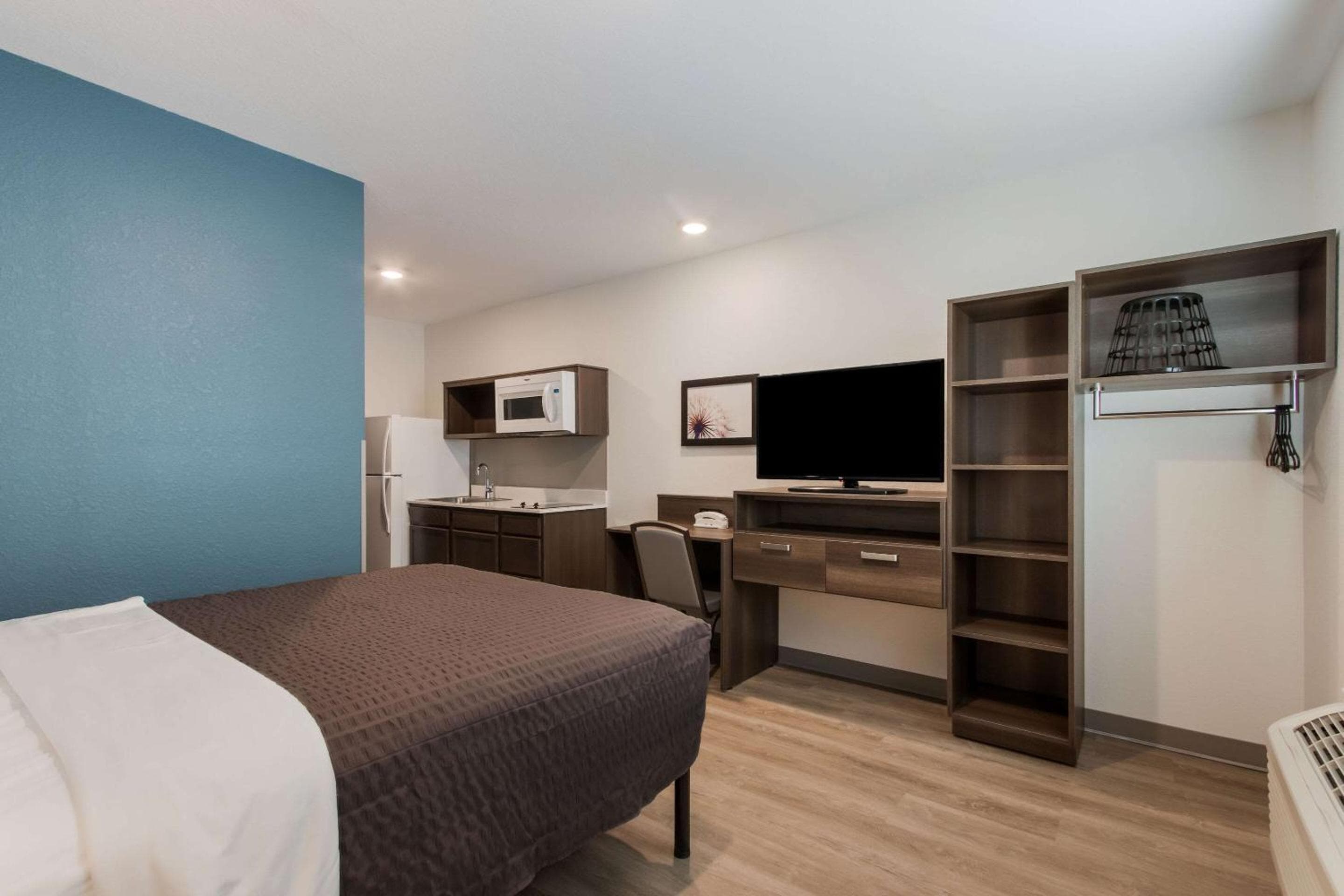 WoodSpring Suites Tamarac