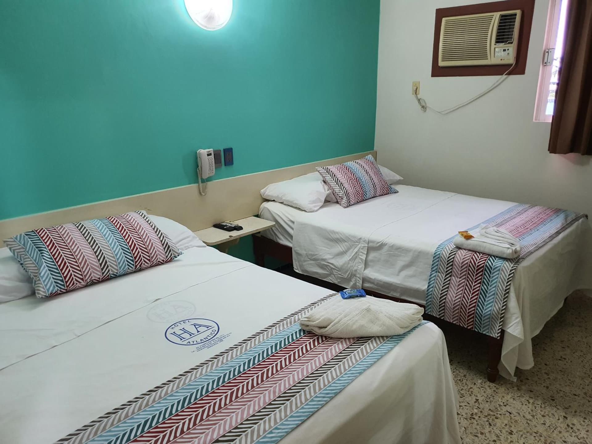 Hotel Atlantico a 150 mts de Playa Martí