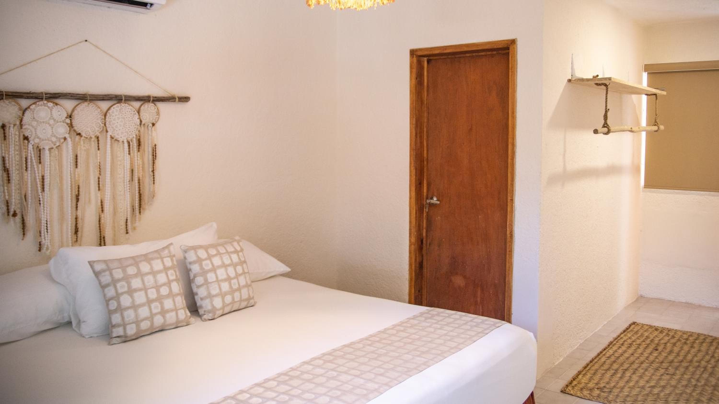 Ahava Hotel