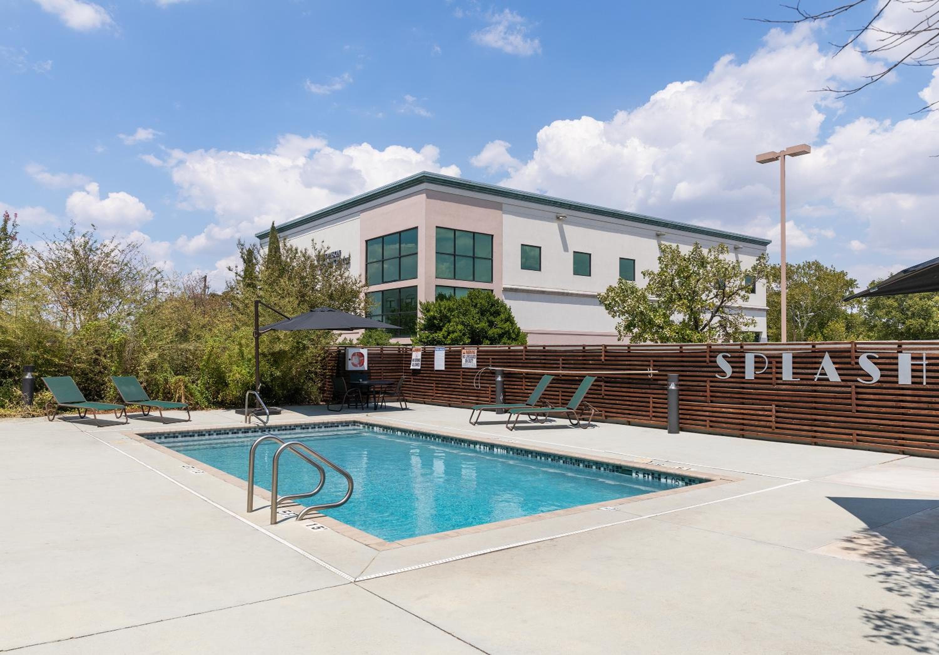 Wingate by Wyndham and Williamson Conference Center