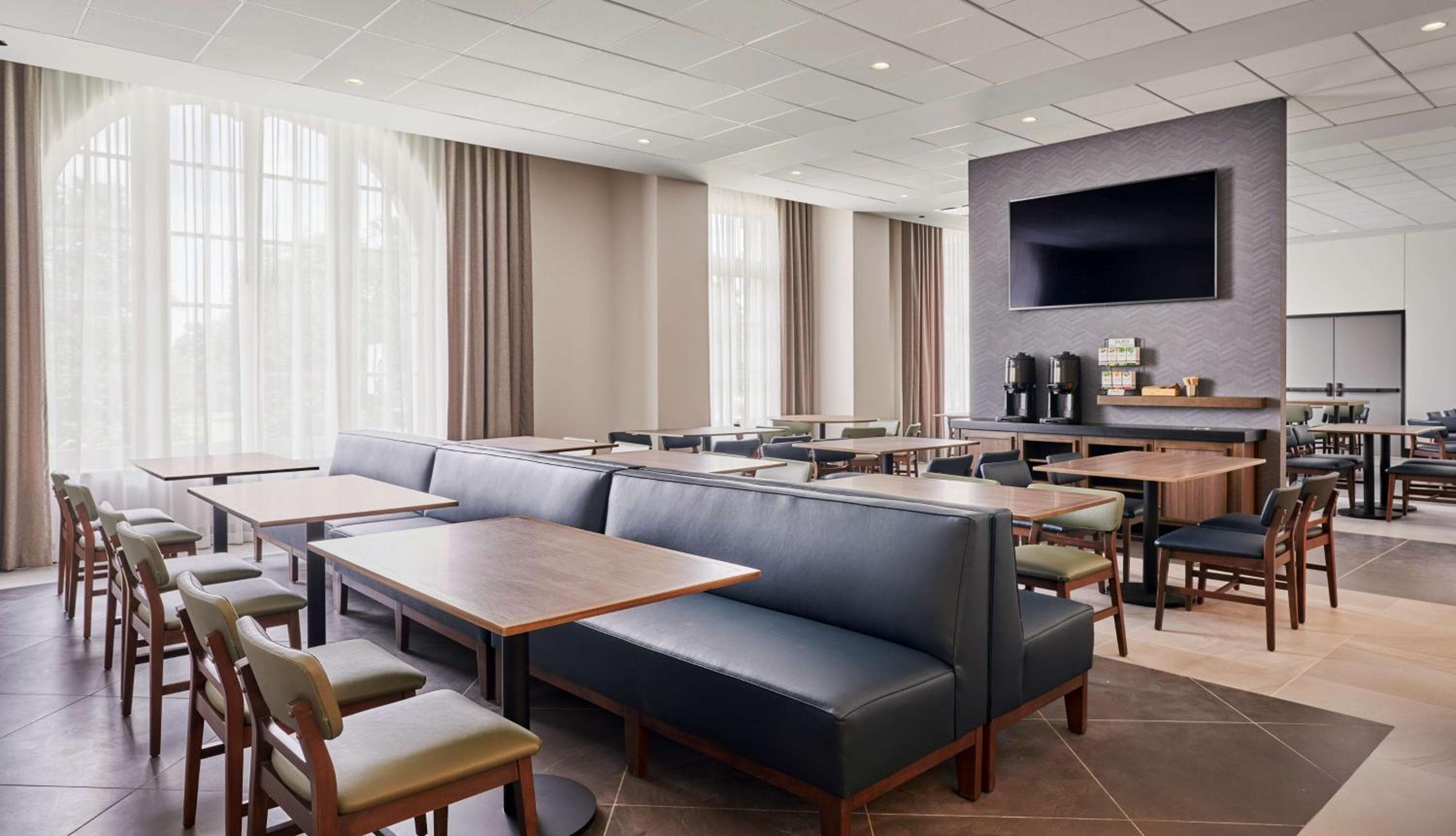 Hyatt Place Chicago Medical/University District