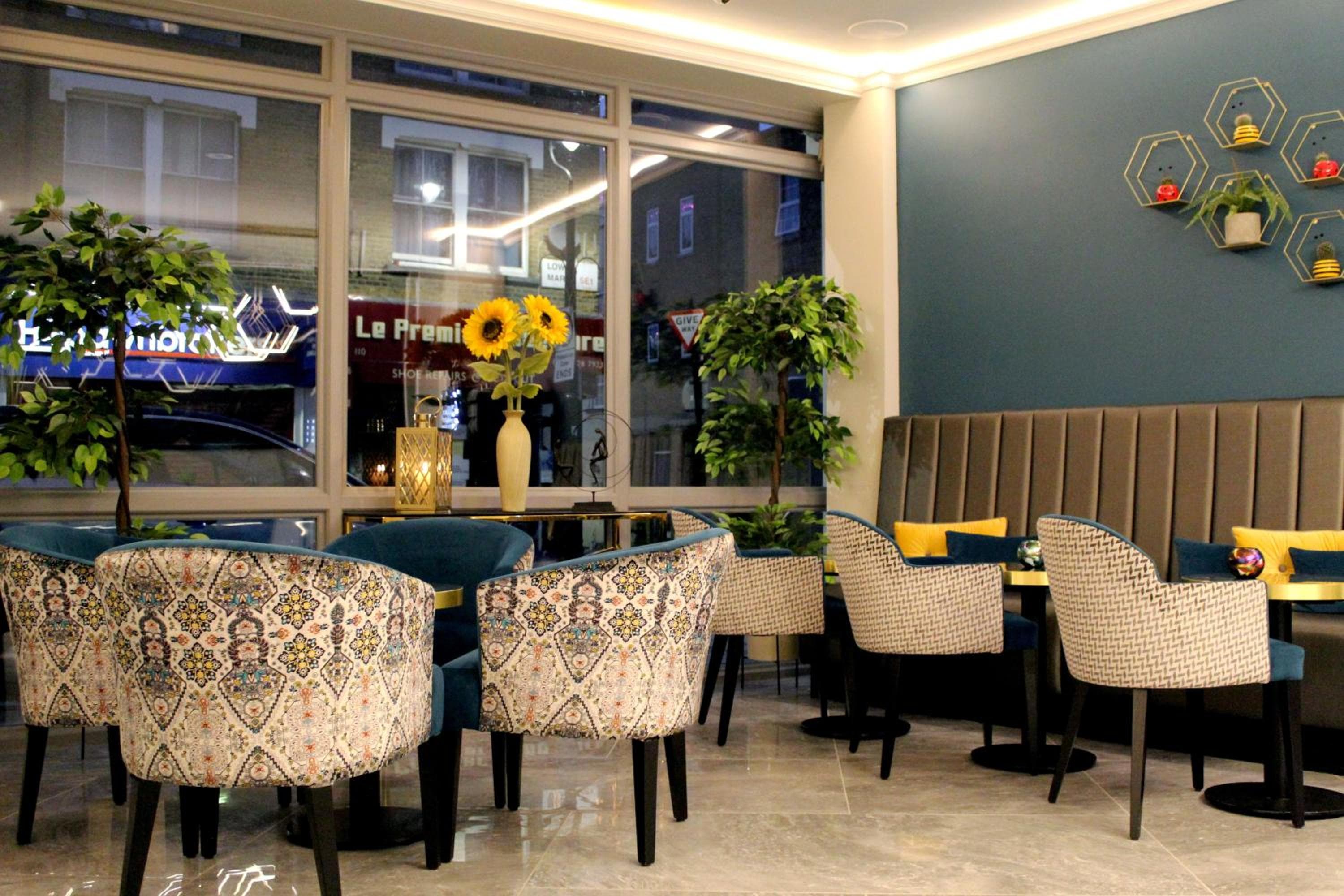 restaurant