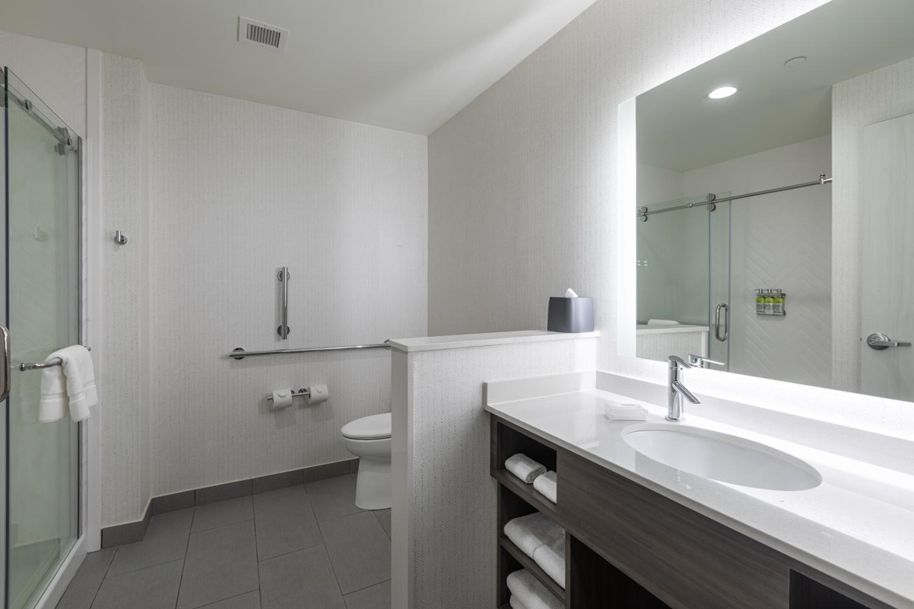 Holiday Inn Greenville - Woodruff Road by IHG