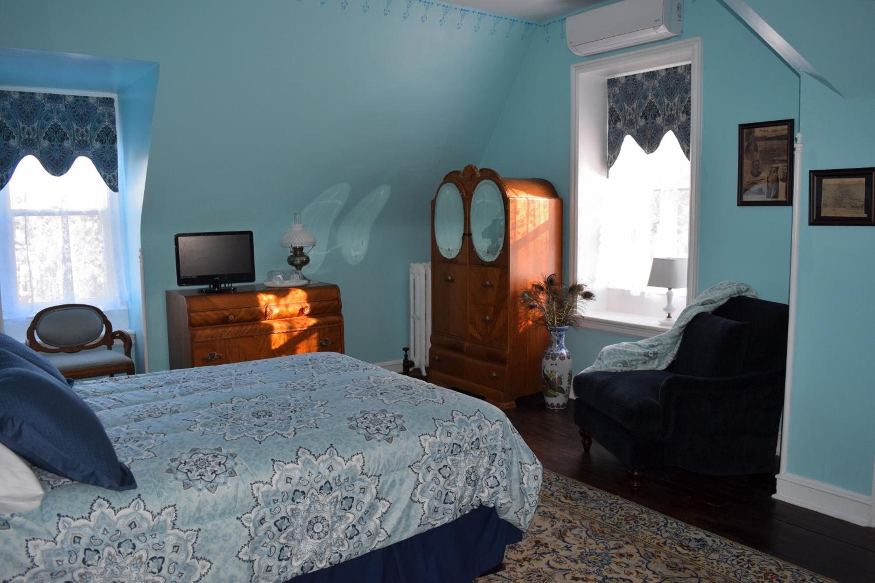 Gifford-Risley House Bed and Breakfast