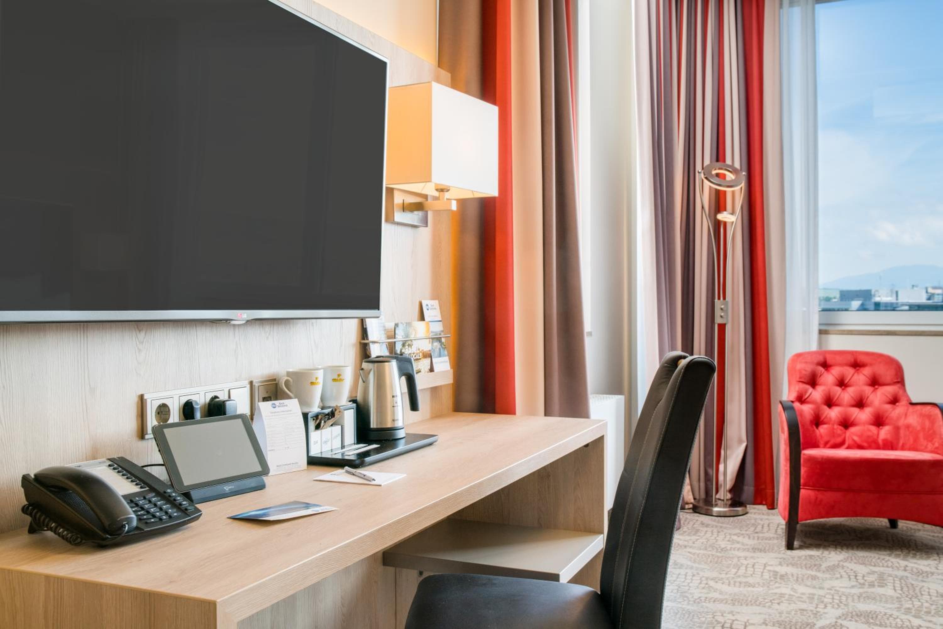 Best Western Hotel Dreiländerbrücke Weil am Rhein / Basel