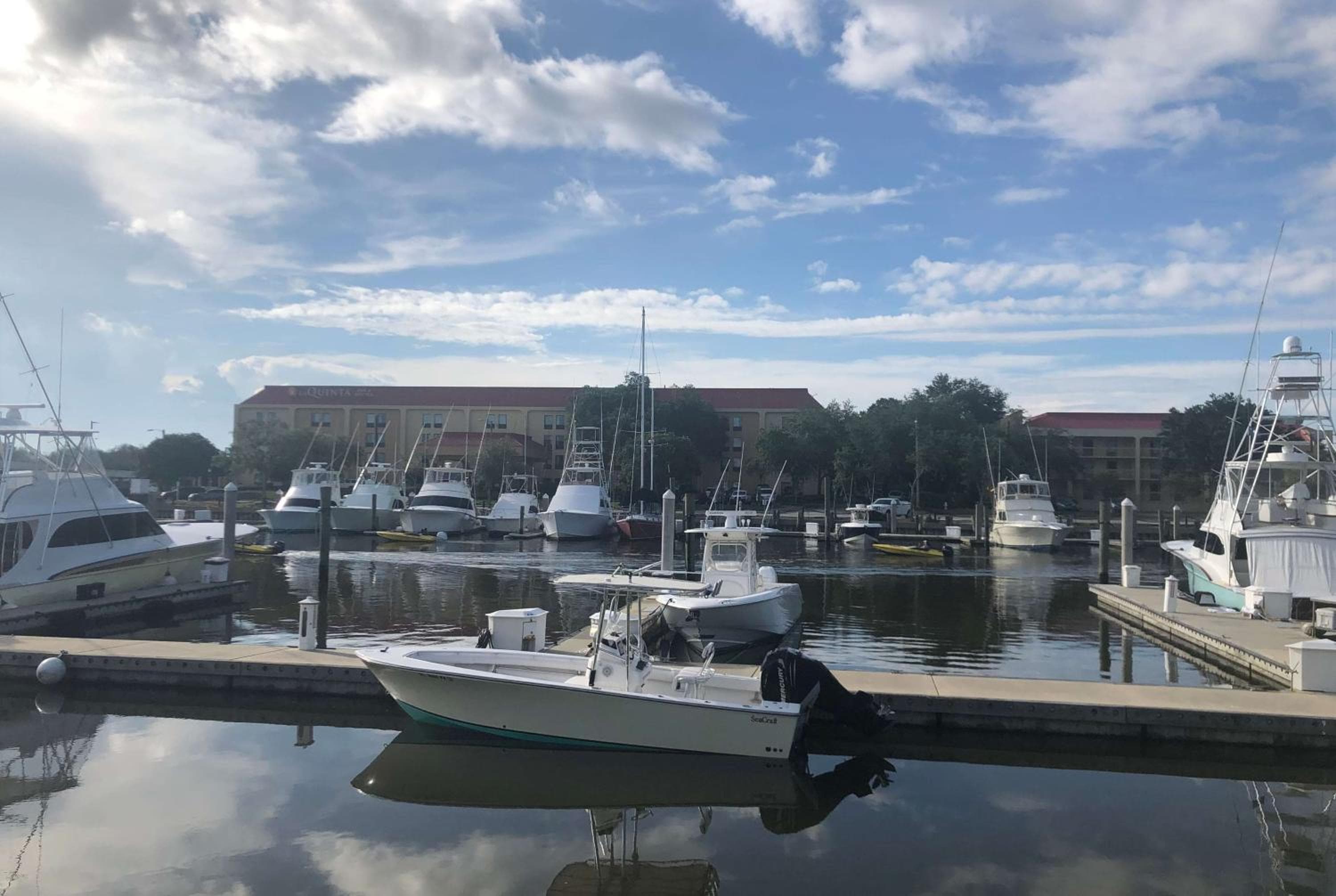 La Quinta Inn & Suites by Wyndham Charleston Riverview