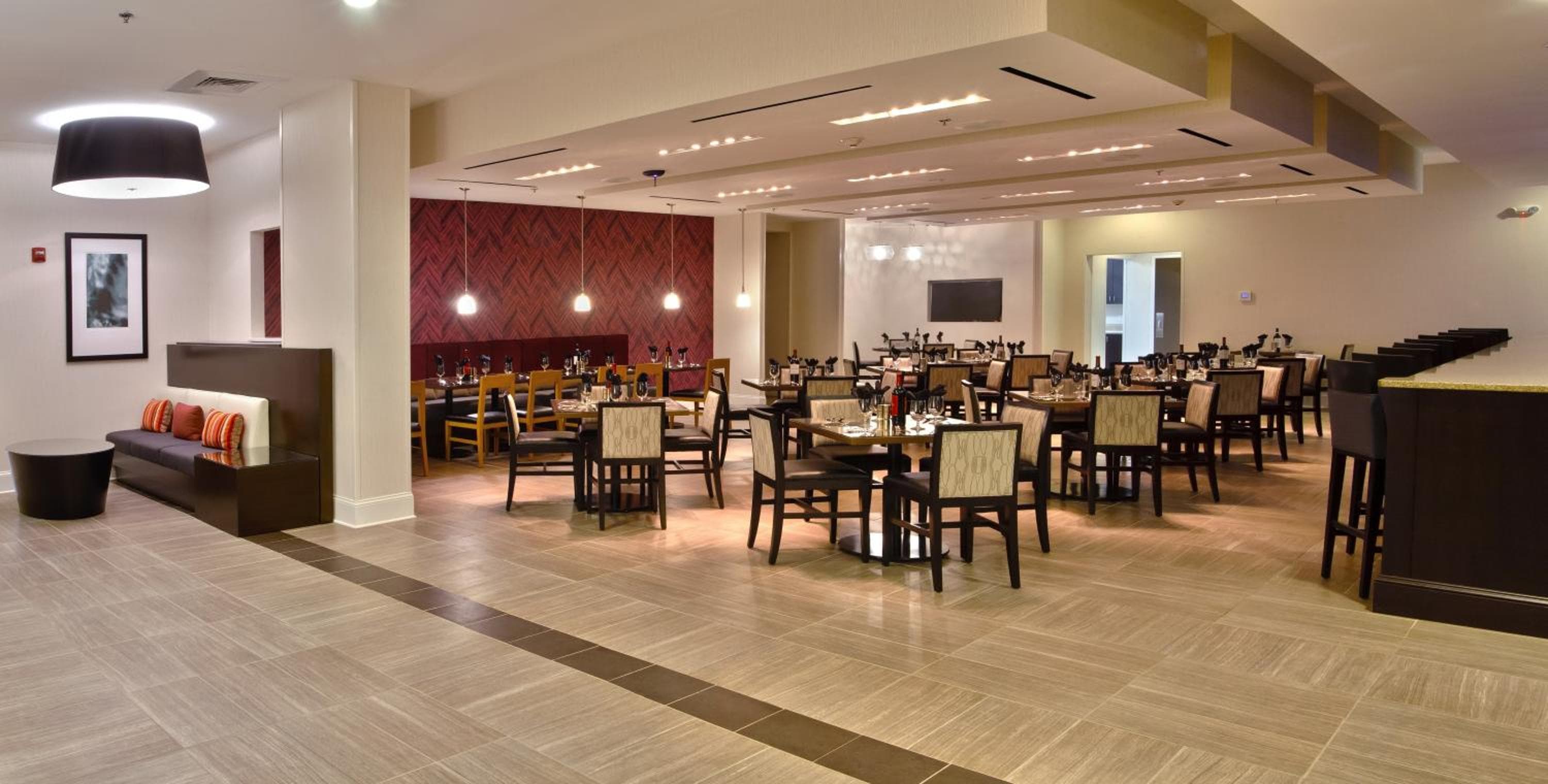 Holiday Inn Charlotte - Airport Conf Ctr by IHG