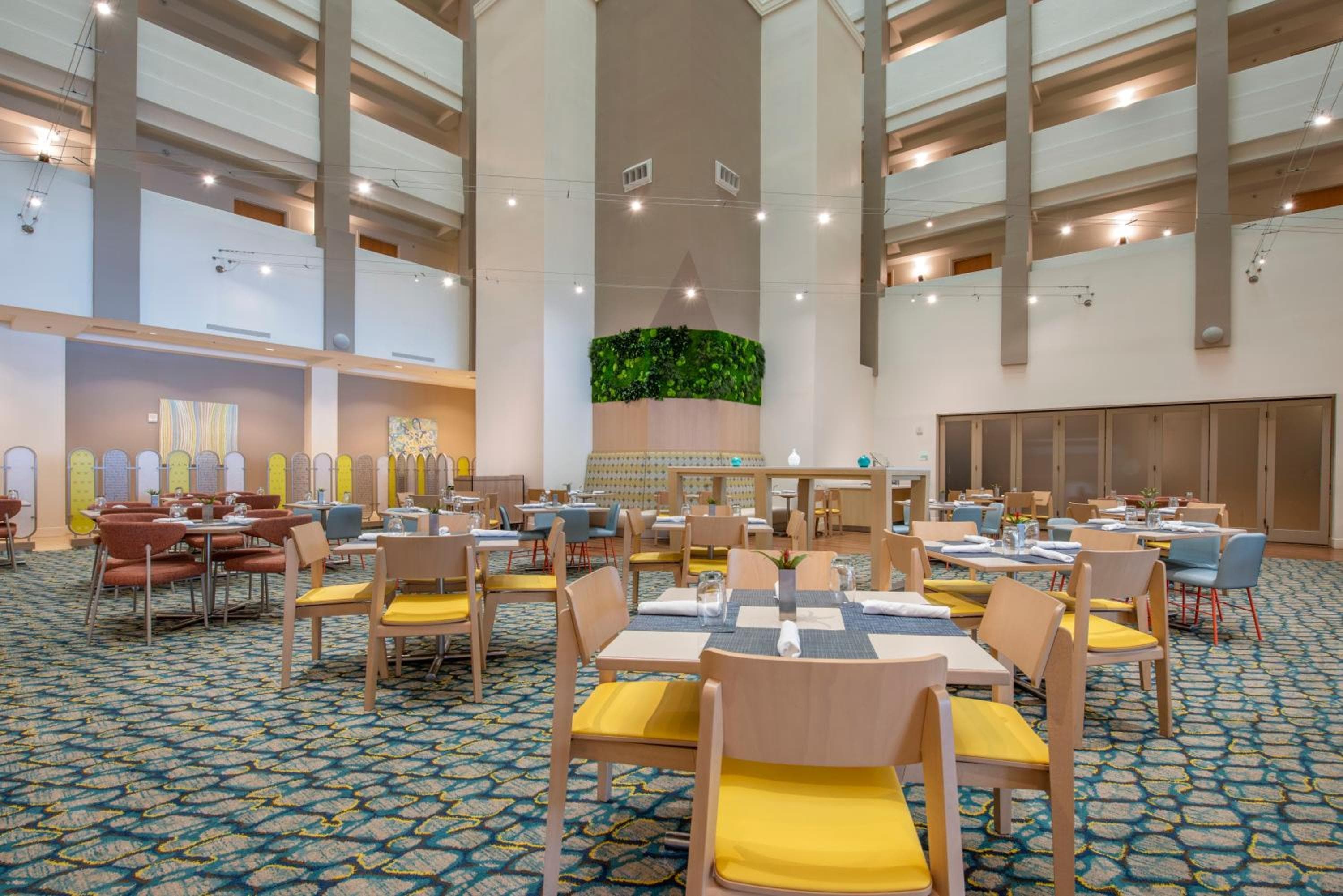 Holiday Inn Orlando – Disney Springs® Area by IHG