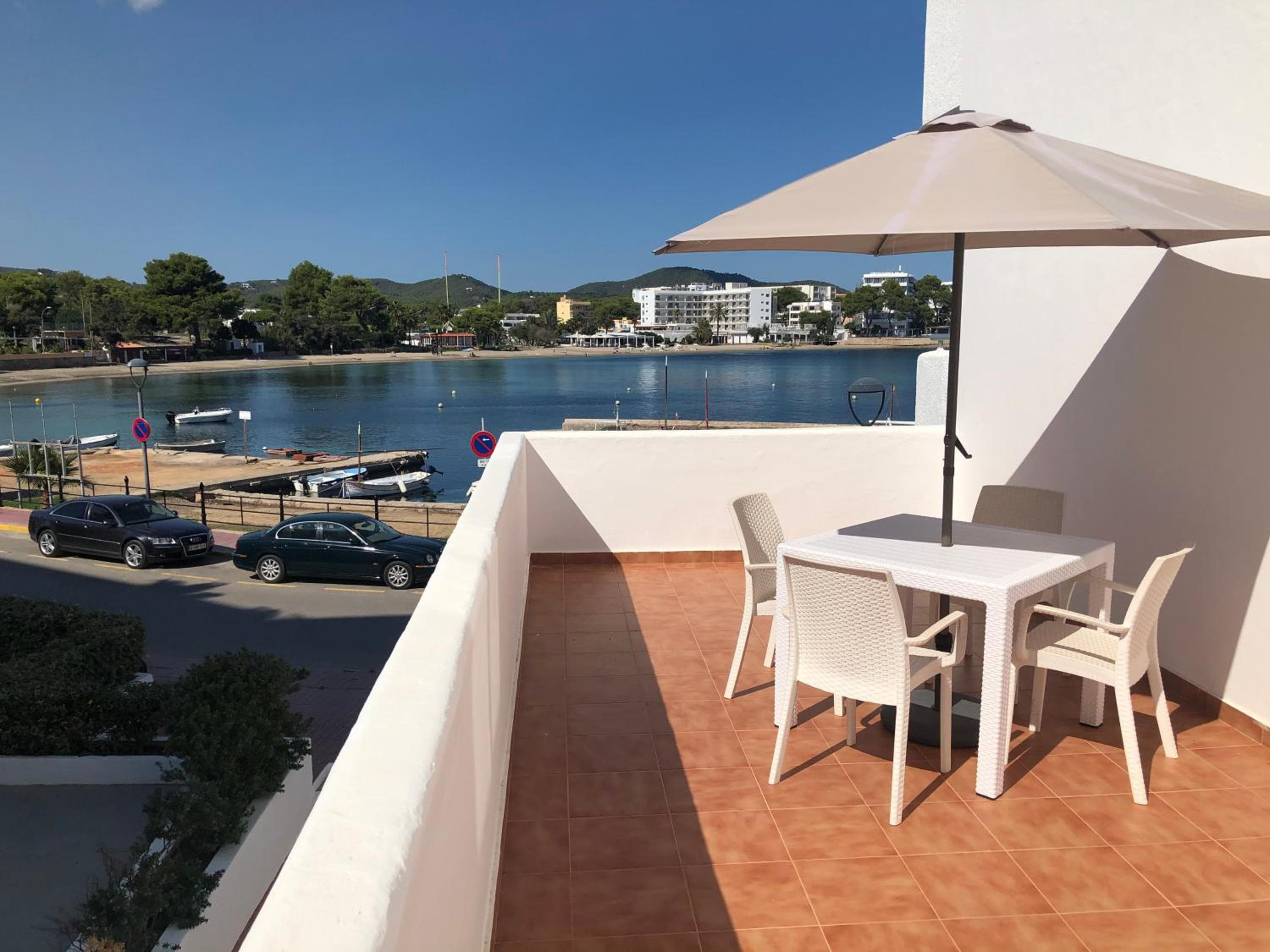 Apartamentos Playa Sol