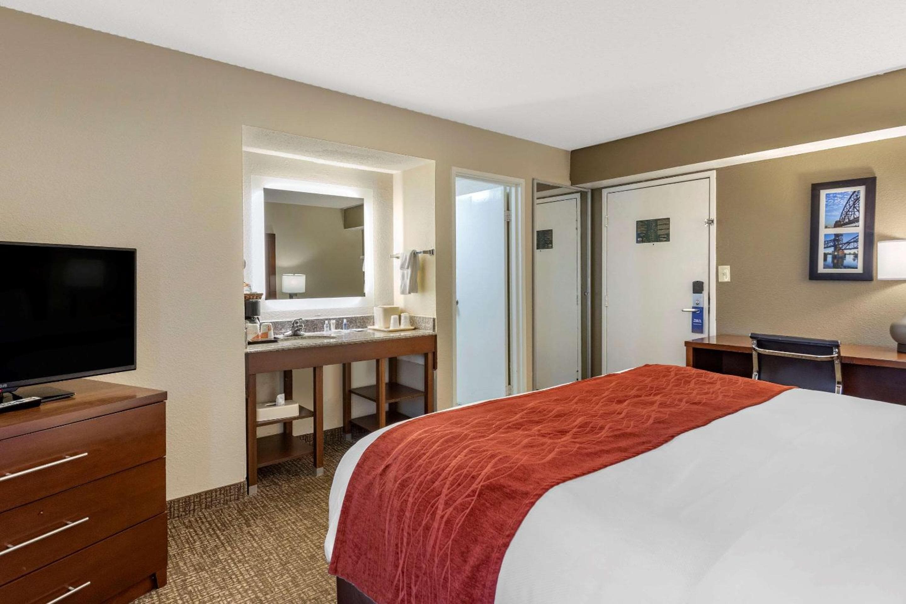 Comfort Inn & Suites Little Rock Airport
