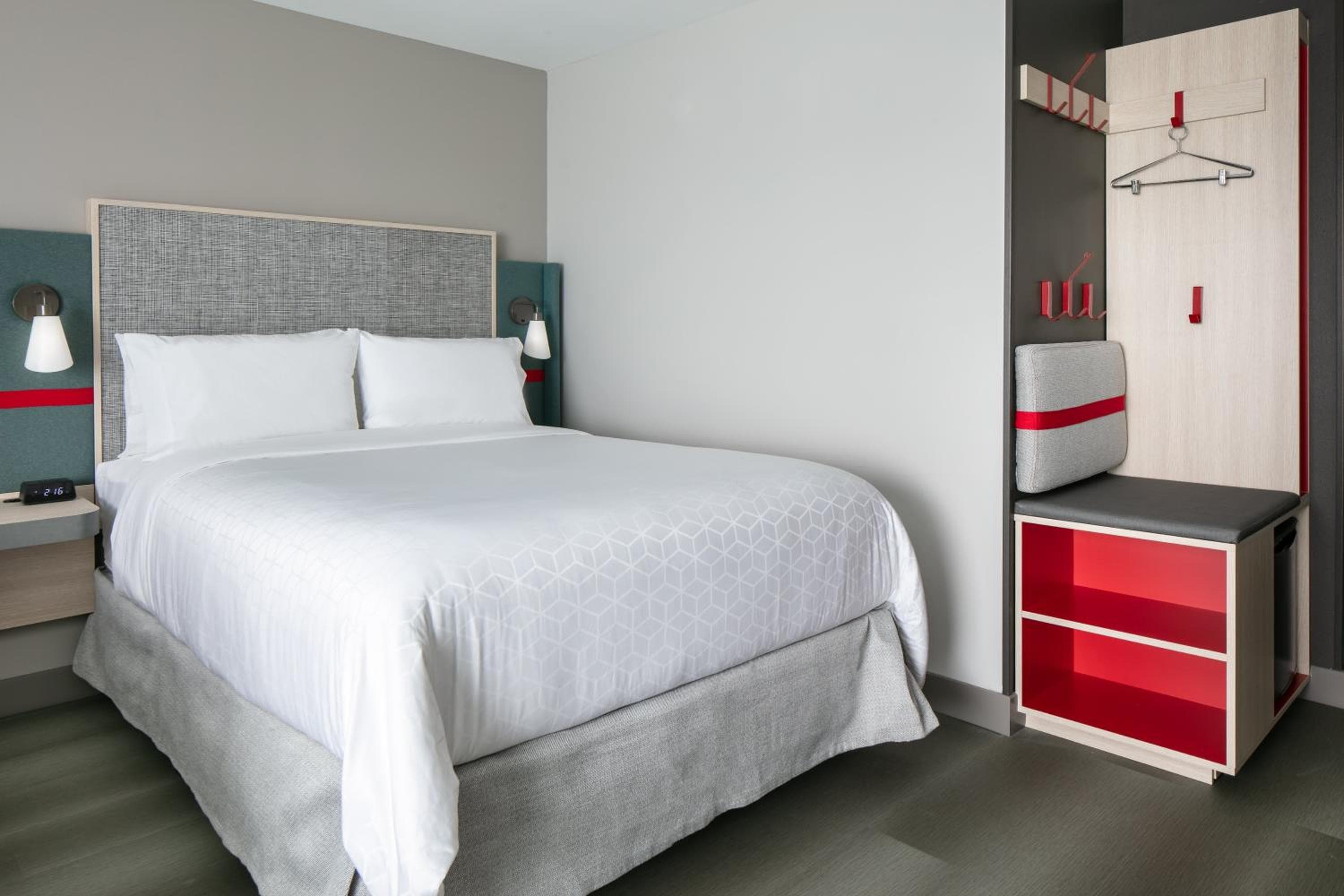 Avid Hotels - Roseville - Minneapolis North by IHG