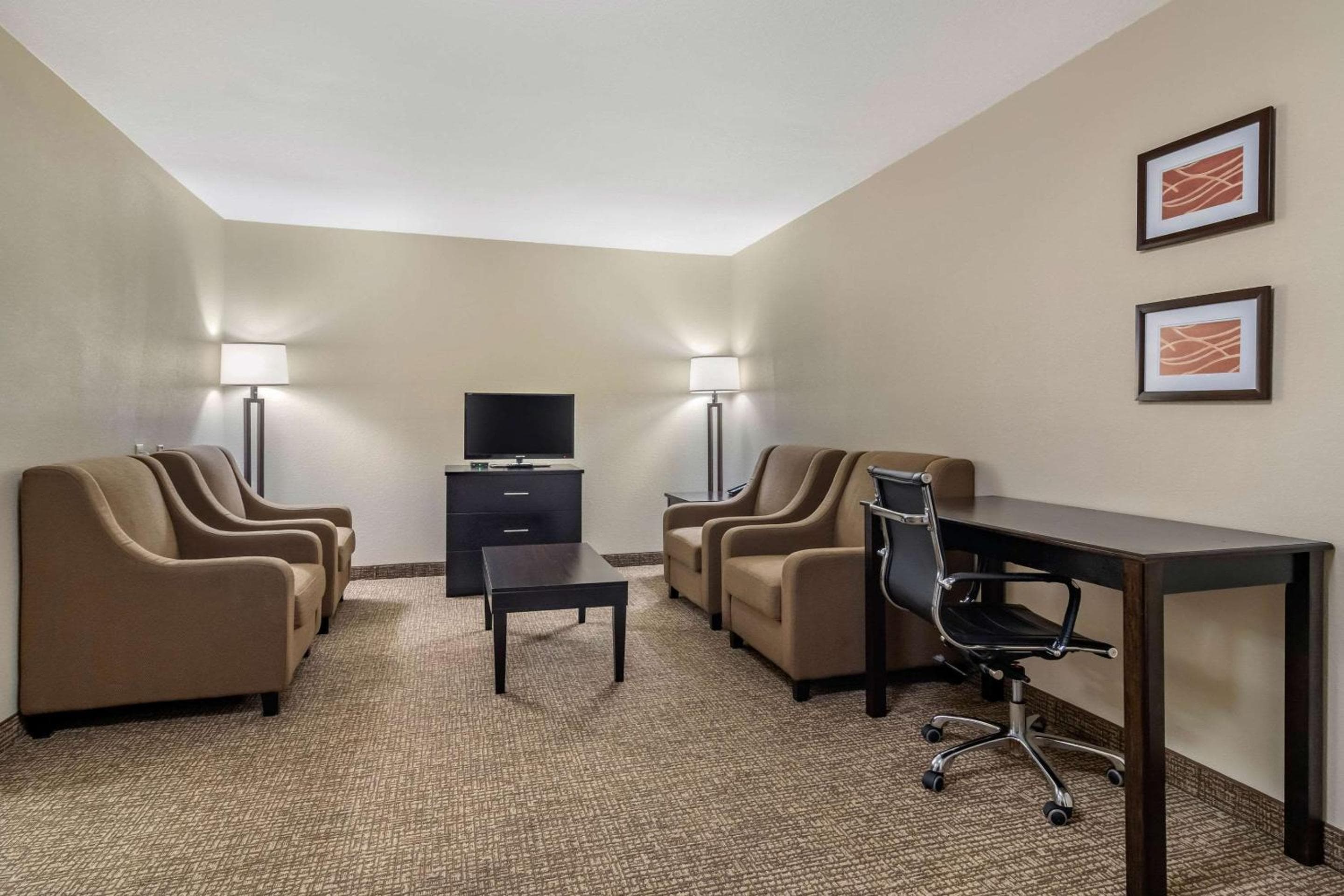 Comfort Inn & Suites Atlanta-Smyrna