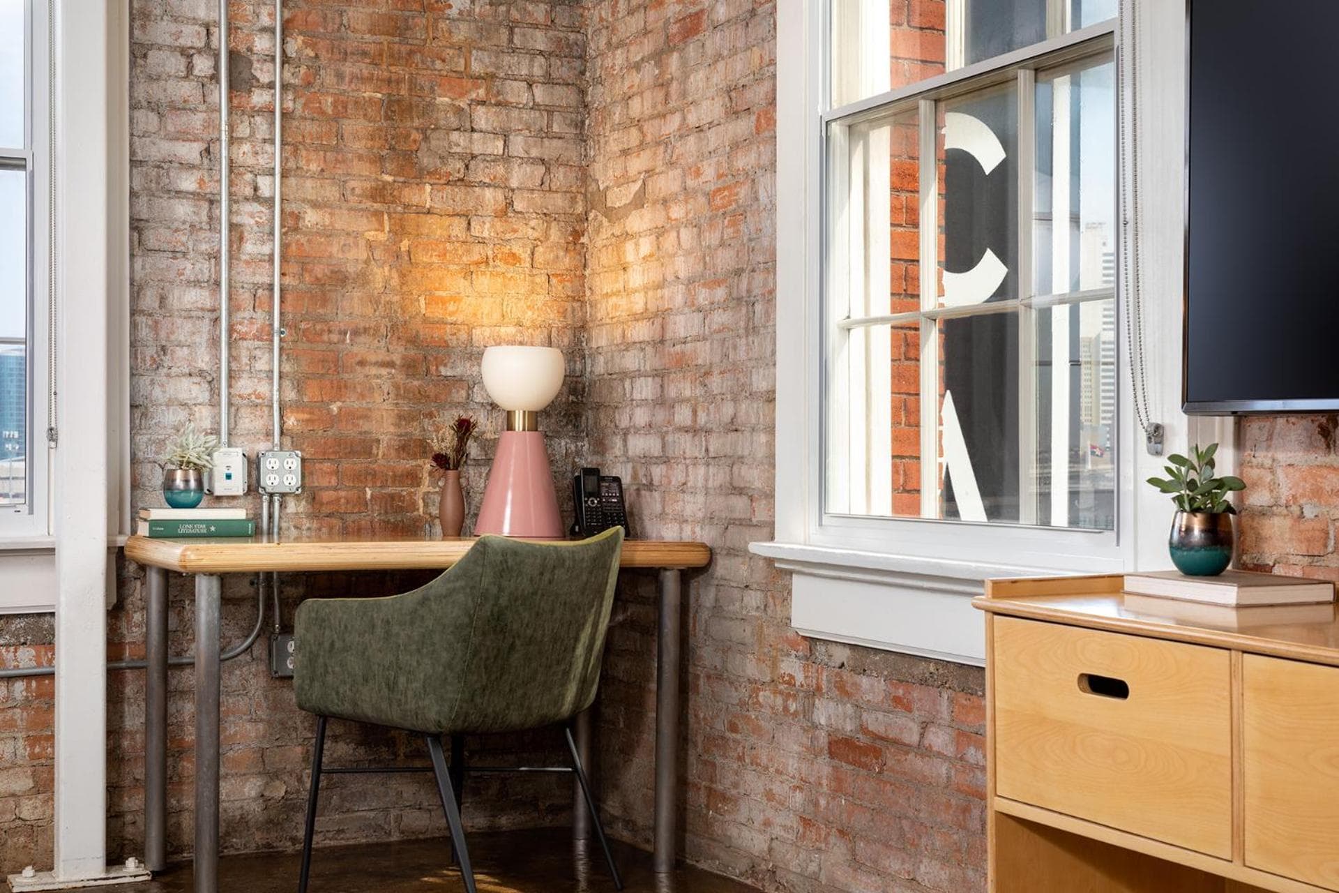 Canvas Hotel Dallas